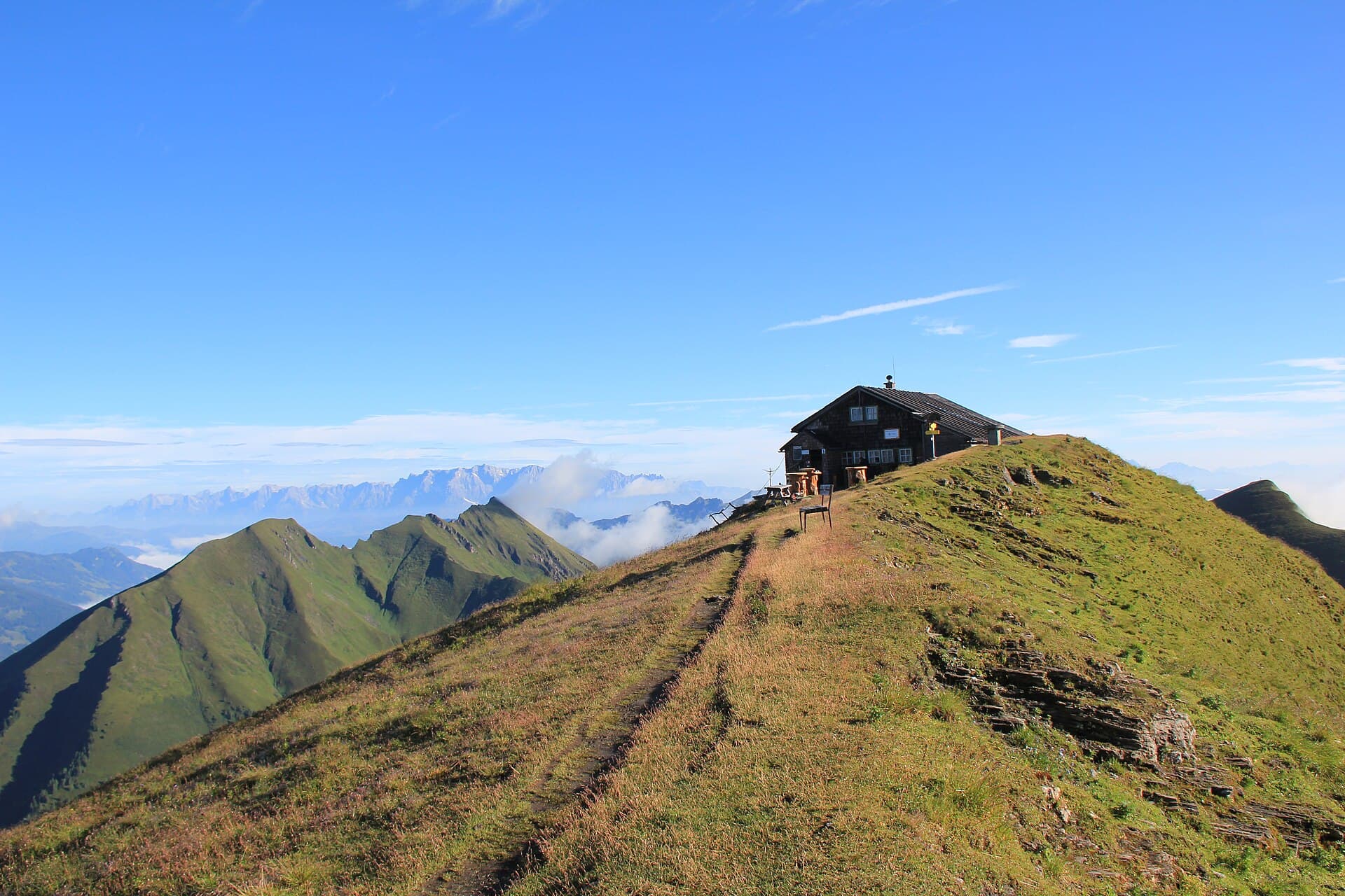 Gamskarkogelhütte (via Wikimedia Commons, Attribution)