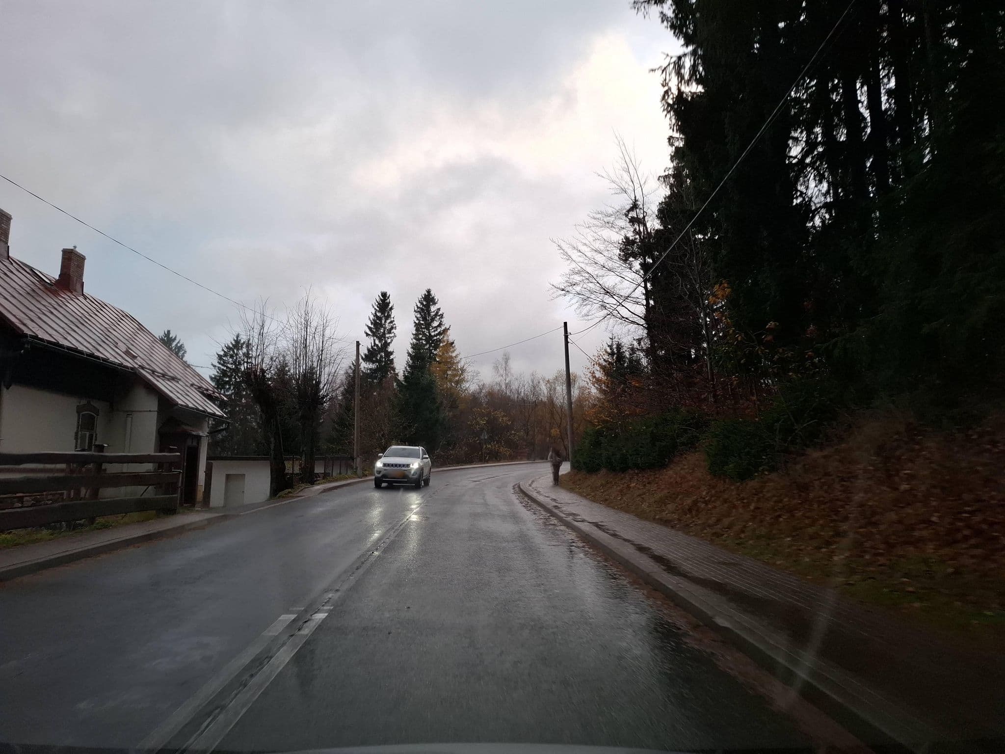 Street view near Pod Klonem. Kemping. Sadalska o., Szklarska Poręba — © masterofnoroad (CC BY-SA · Mapillary)