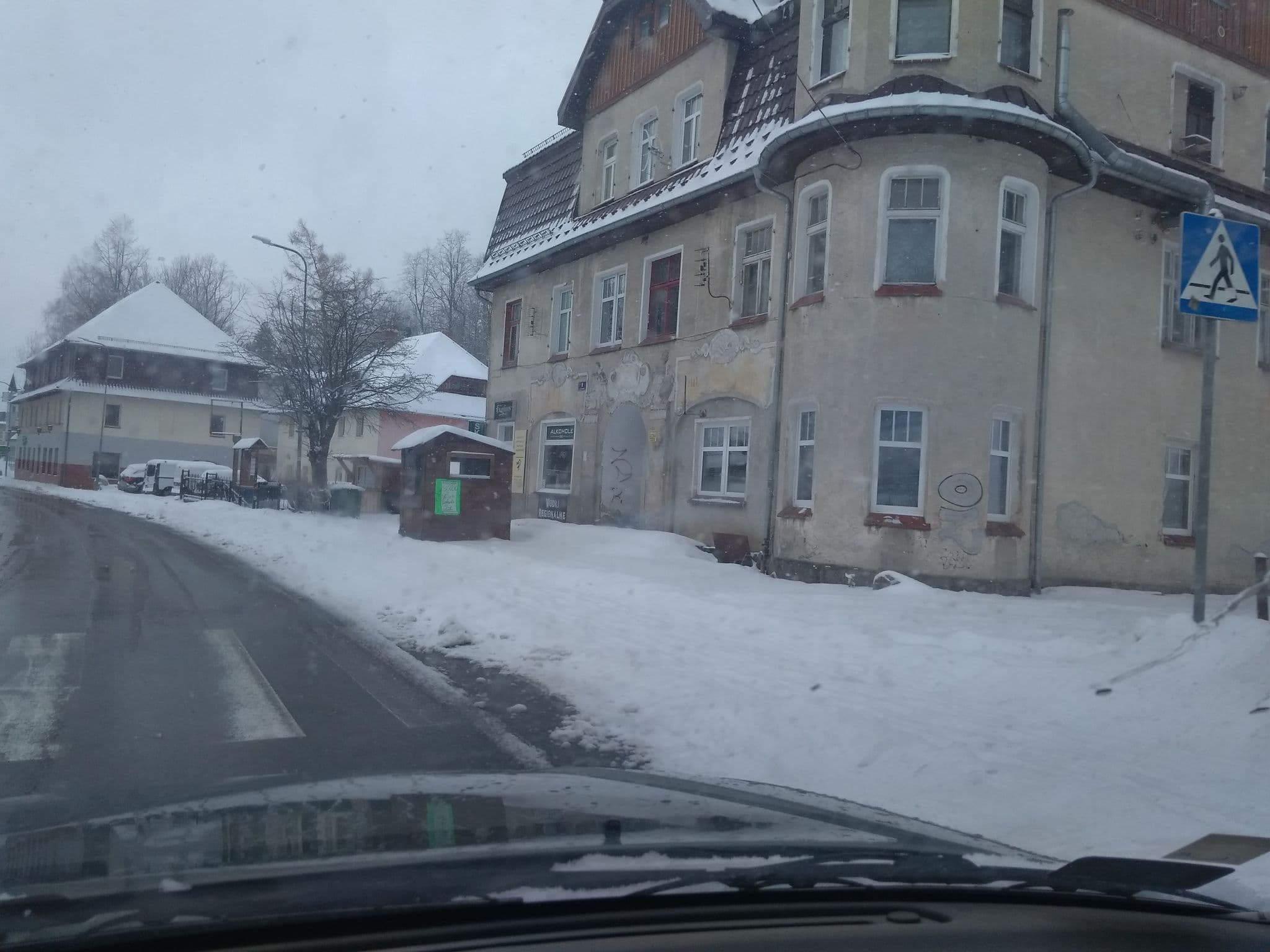 Street view near Willa Pod Wieżami, Karpacz — © bechem (CC BY-SA · Mapillary)