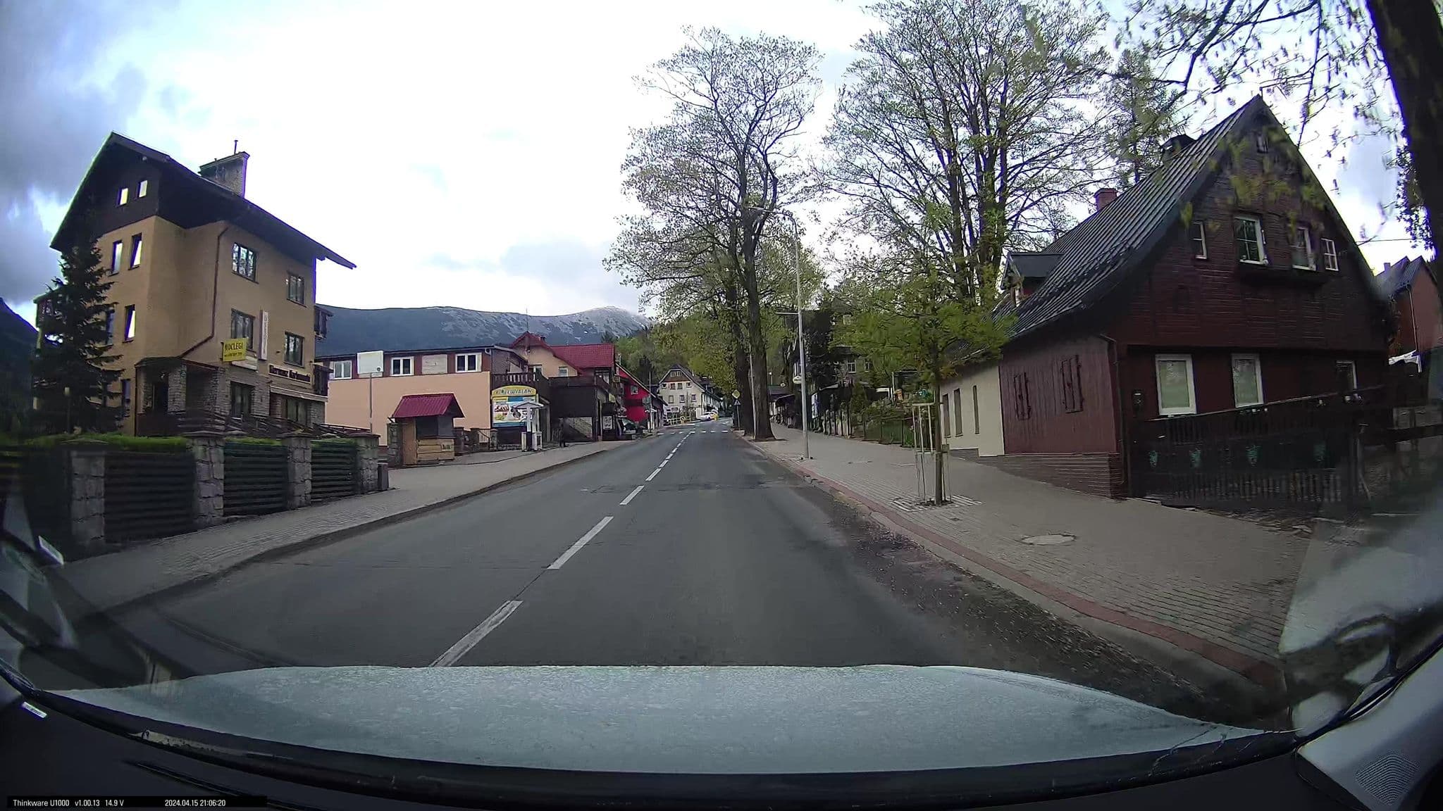 Street view near Pokoje Gościnne "Ostoja", Karpacz — © maxim752 (CC BY-SA · Mapillary)