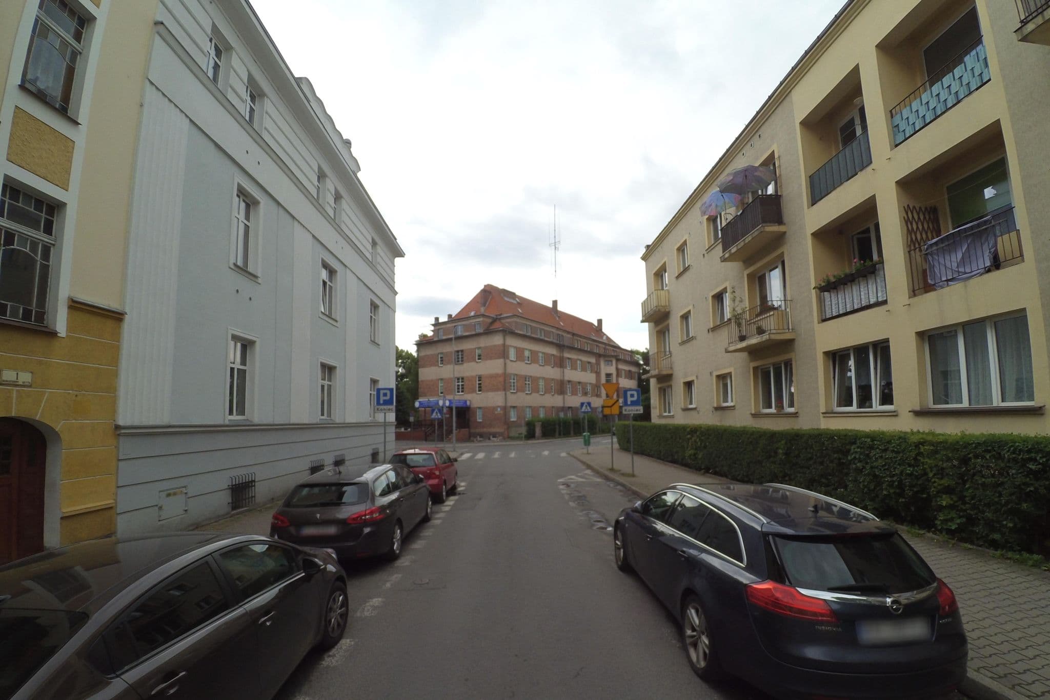 Street view near Gospodarstwo Rolne Piotr Sadowski, Jelenia Góra — © wegavision (CC BY-SA · Mapillary)