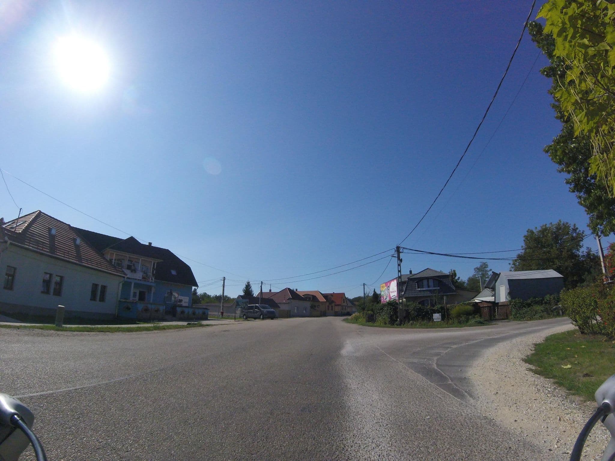 Street view near Kék Laguna Apartmanok, Egerszalók — © goprohero (CC BY-SA · Mapillary)