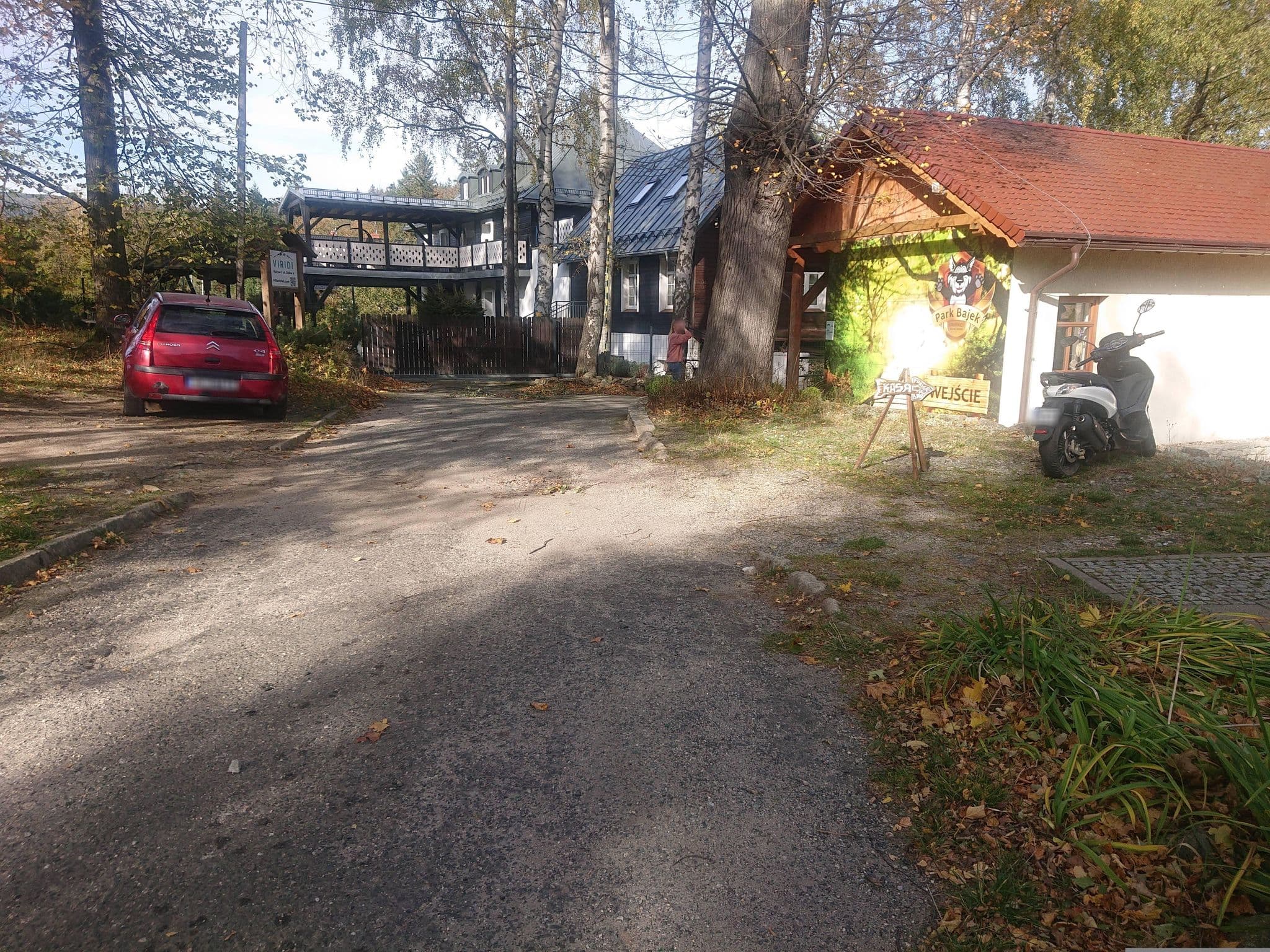 Street view near Walpol Walentyna Wierzbińska, Karpacz — © and987 (CC BY-SA · Mapillary)