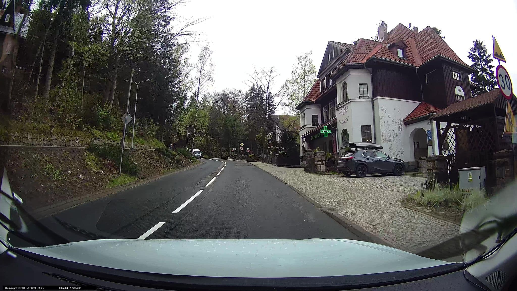 Street view near Wynajem Pokoi U Justyny Farjeszewska Sabina, Karpacz — © maxim752 (CC BY-SA · Mapillary)