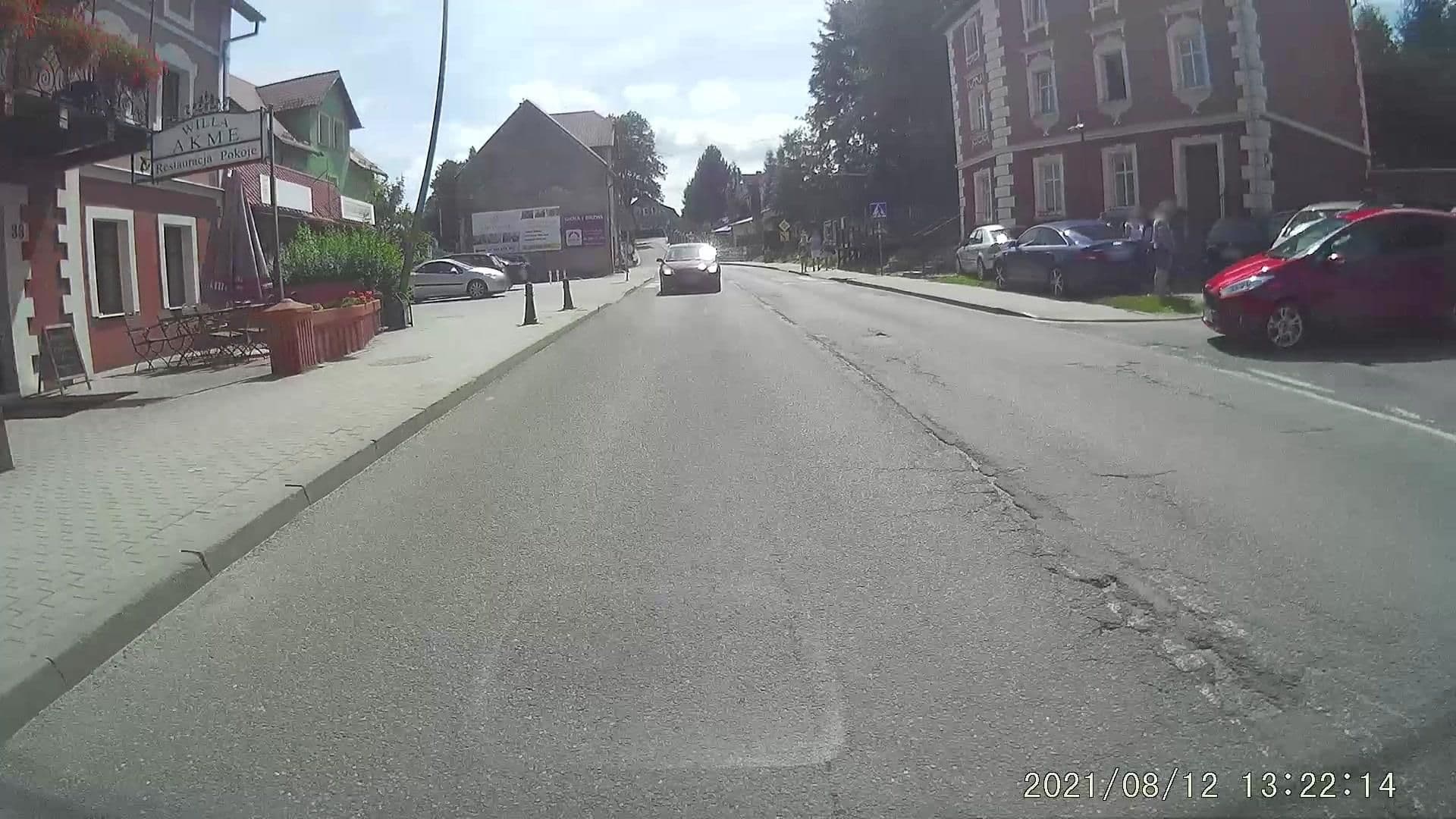 Street view near Akm, Stronie Śląskie — © dasza (CC BY-SA · Mapillary)
