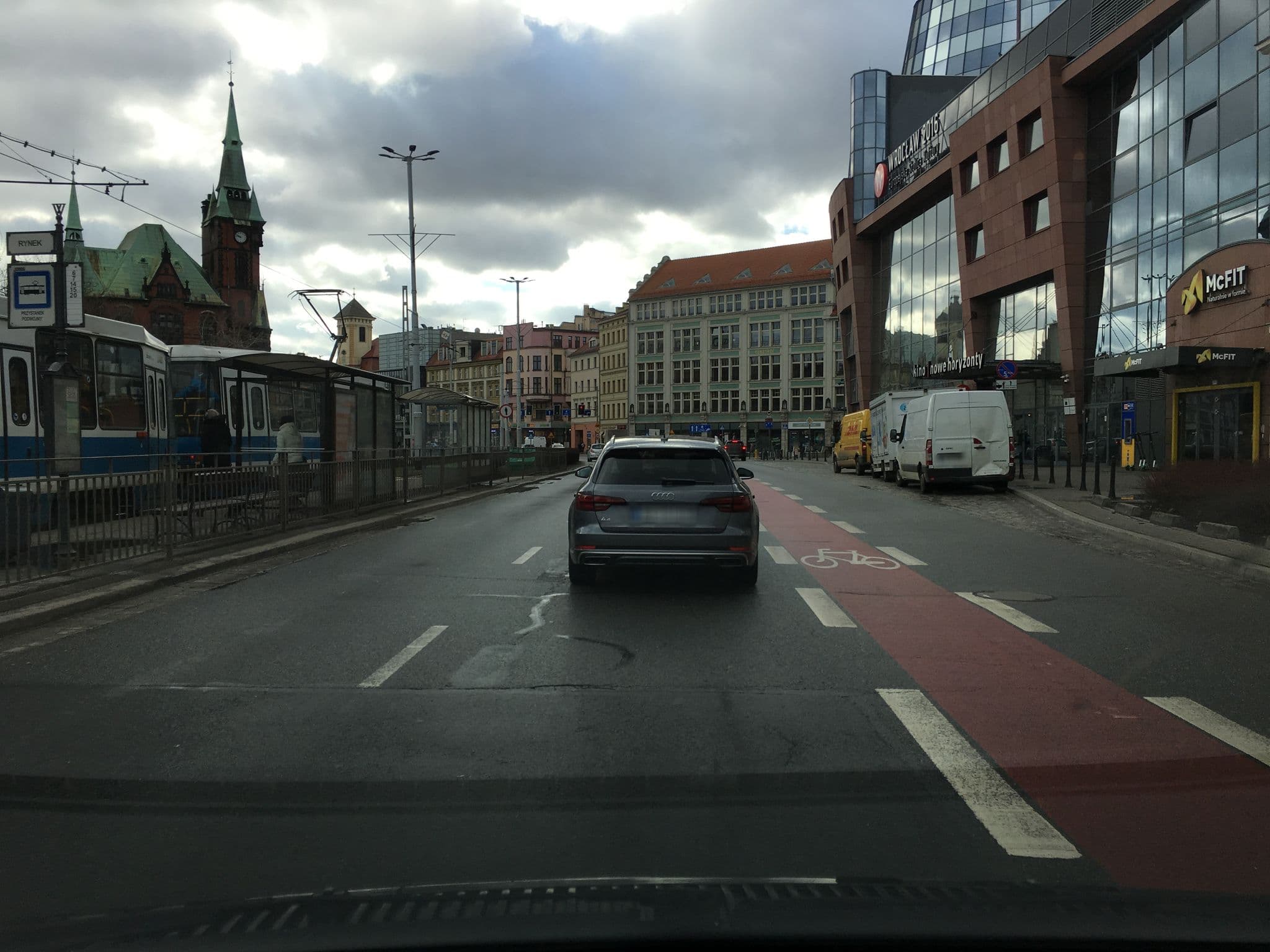 Street view near Hostel Cinema, Stare Miasto — © misiekwr (CC BY-SA · Mapillary)