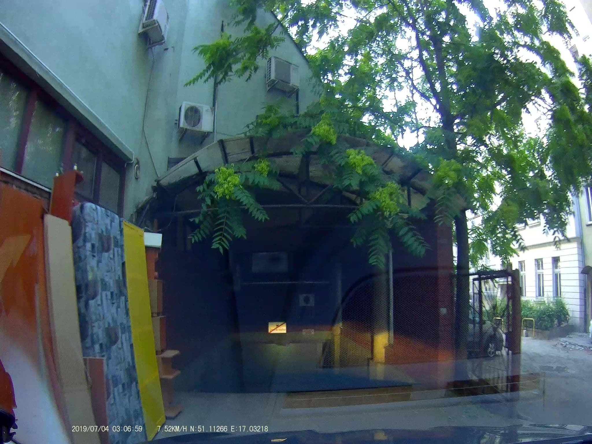 Street view near Apartment Italiana, Stare Miasto — © maxim752 (CC BY-SA · Mapillary)