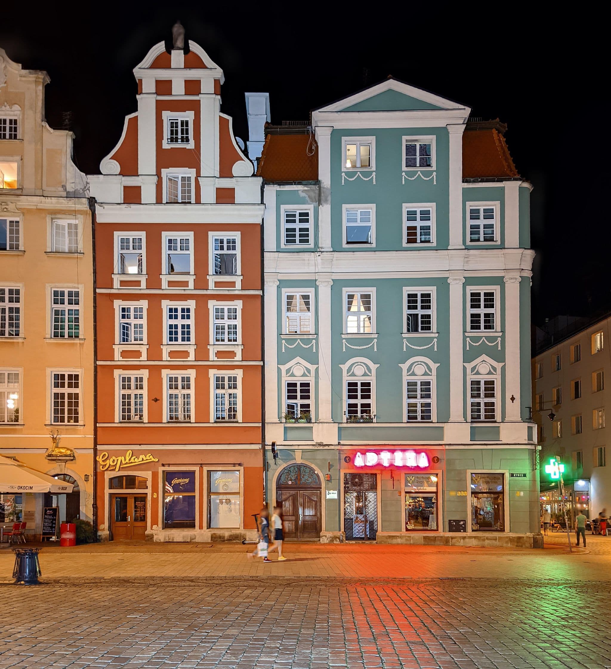 Street view near Na Rynku Apartamenty Sun\u0026Snow, Stare Miasto — © km2bp (CC BY-SA · Mapillary)