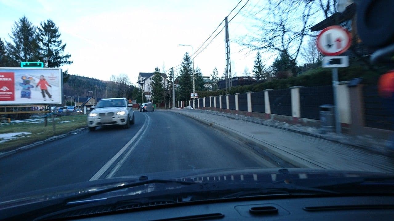 Street view near Dom Włóczęgi. Porębska K., Szczyrk — © sorbovit (CC BY-SA · Mapillary)