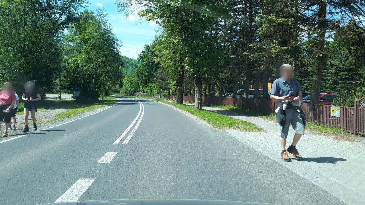 Street view near Millennium - Hotel, Wisła — © sorbovit (CC BY-SA · Mapillary)