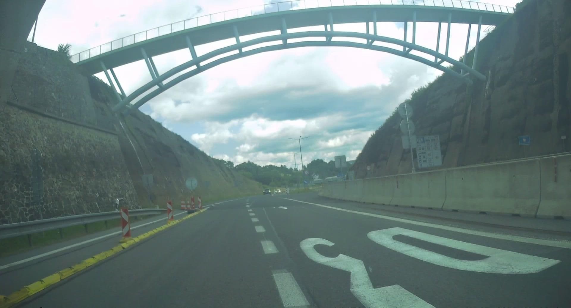 Street view near Graniczny Dom Wczasowy SC Kielecka Anna i Kielecki Mirosław Rajcza, Laliki — © edc22 (CC BY-SA · Mapillary)