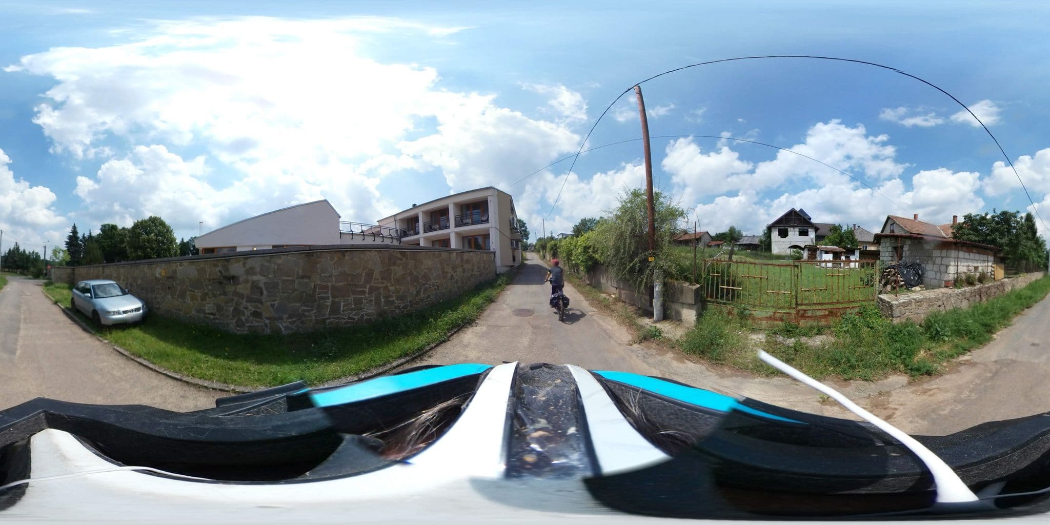 Street view near Tündérkert Hotel és Rendezvényközpont, Felsőtárkány — © trackman (CC BY-SA · Mapillary)