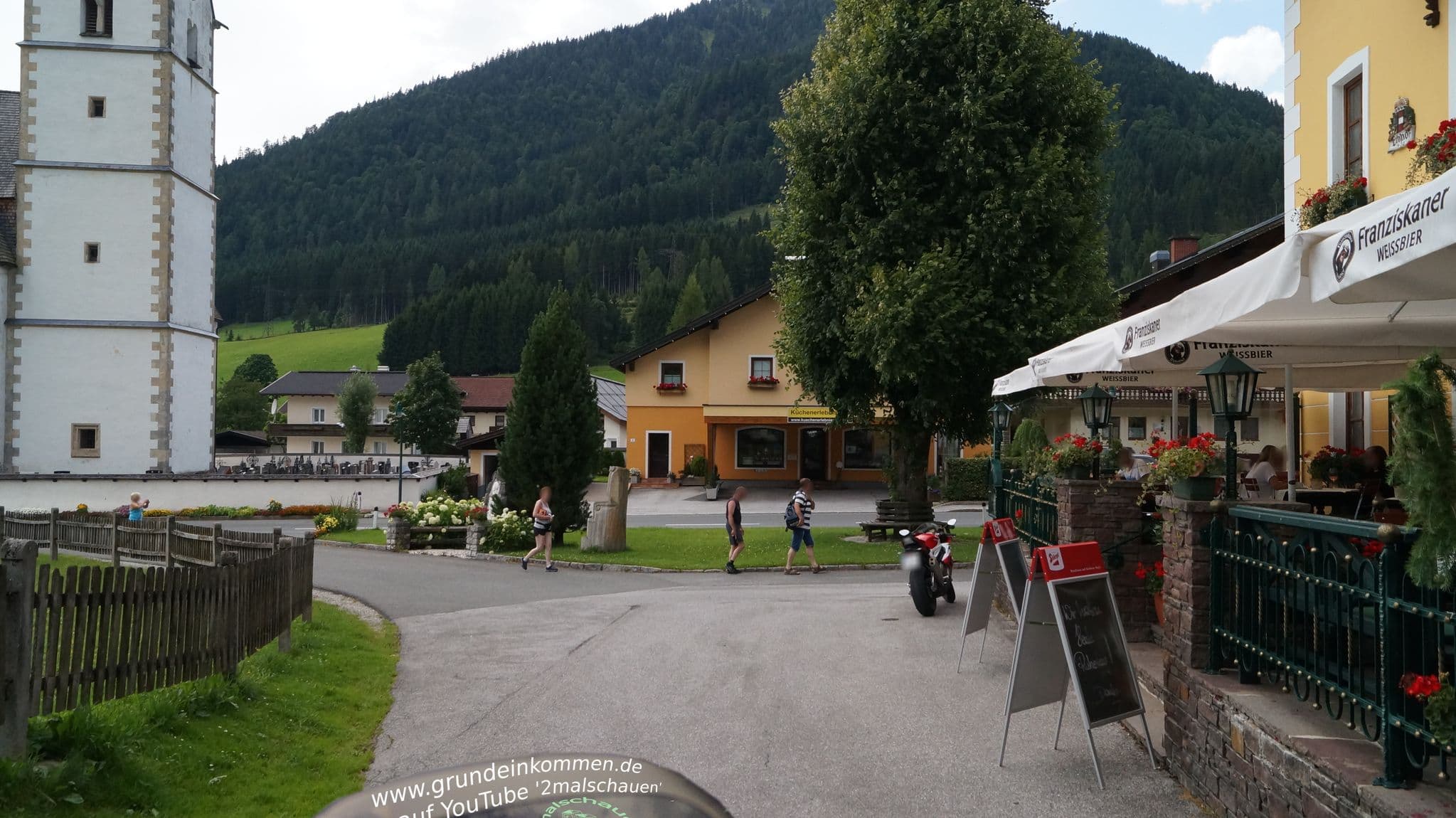 Street view near Gasthof Post, St. Martin of Tennengebirge — © fahrradfahrer (CC BY-SA · Mapillary)