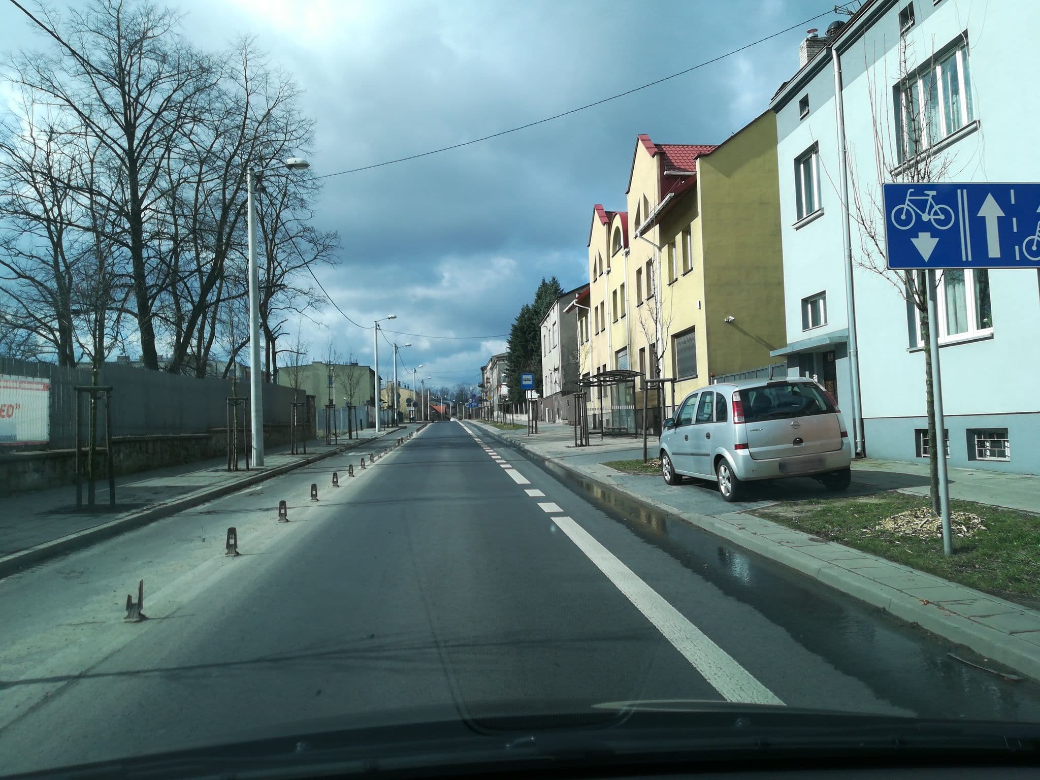 Street view near "Goka" Elżbieta Jagoda, Częstochowa — © mhenclik (CC BY-SA · Mapillary)