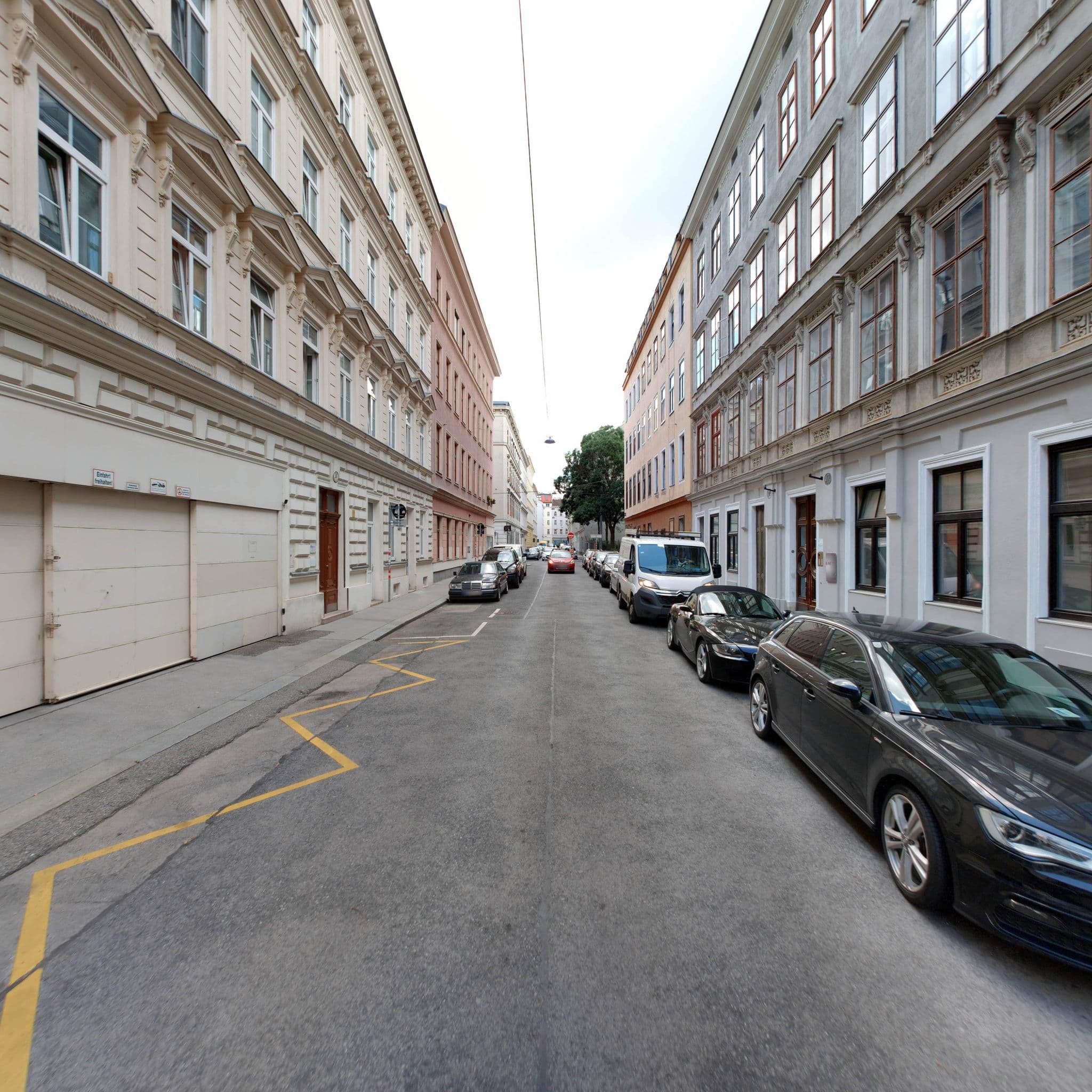 Street view near WANZ'inn, Mariahilf — © eliasgander (CC BY-SA · Mapillary)