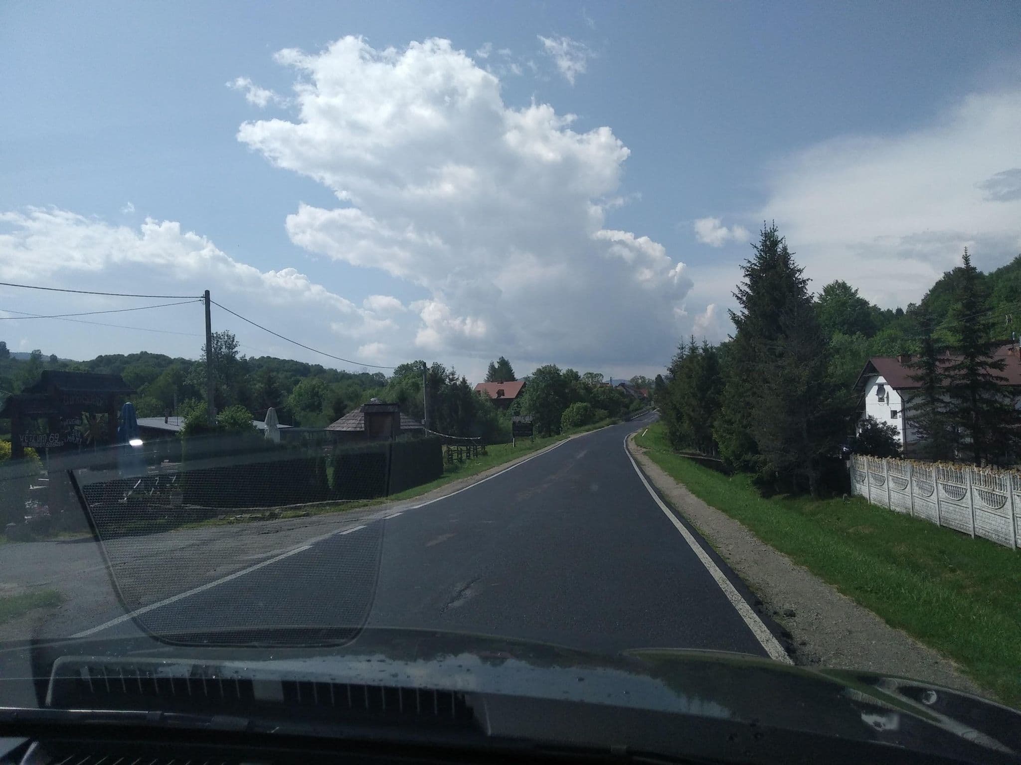 Street view near Pod Berdem, Baligród — © czecko (CC BY-SA · Mapillary)