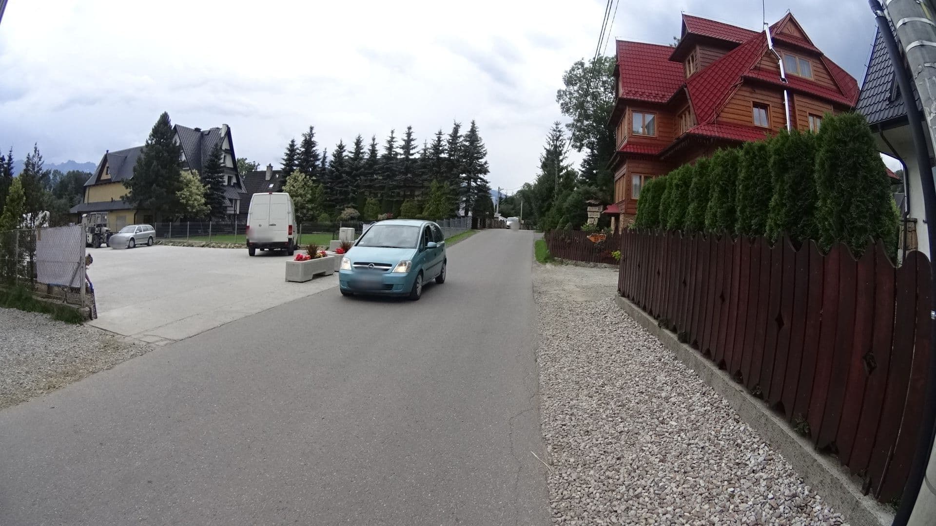 Street view near Gąsienica Wawrytko Maria Pokoje Gościnne, Poronin — © awizonosz (CC BY-SA · Mapillary)