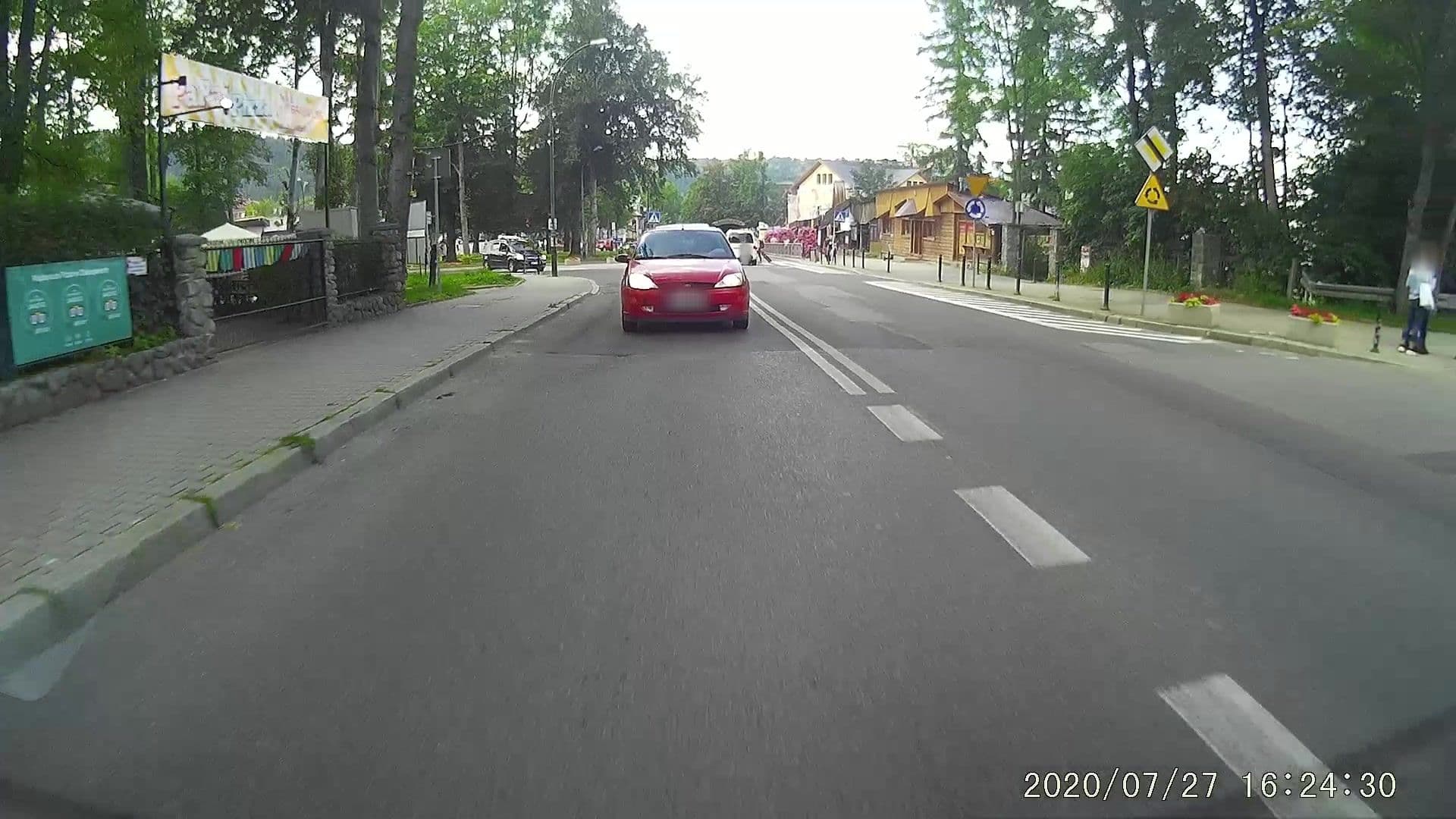 Street view near Willa Wiesław, Zakopane — © dasza (CC BY-SA · Mapillary)