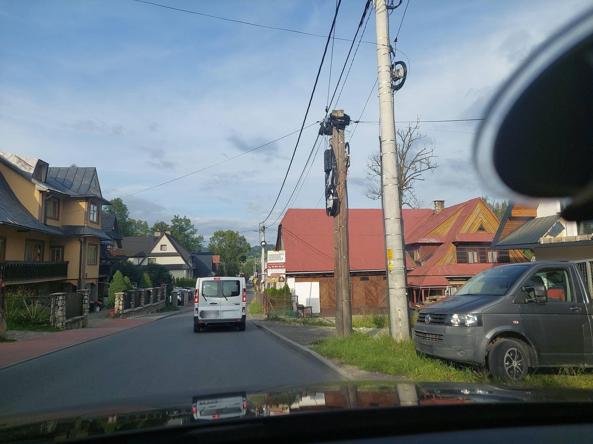 Street view near Pokoje Gościnne u Marii Mrugały, Poronin — © Apirnus (CC BY-SA · Mapillary)