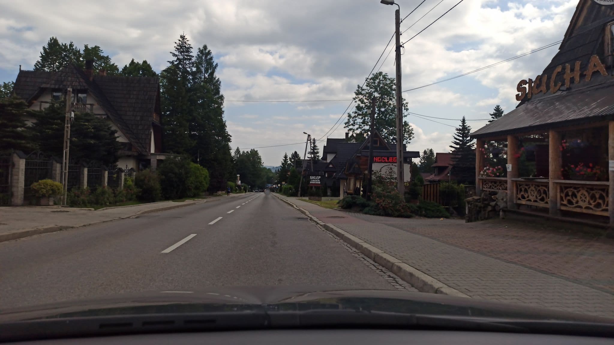 Street view near Siuchajsko, Kościelisko — © gandal543 (CC BY-SA · Mapillary)