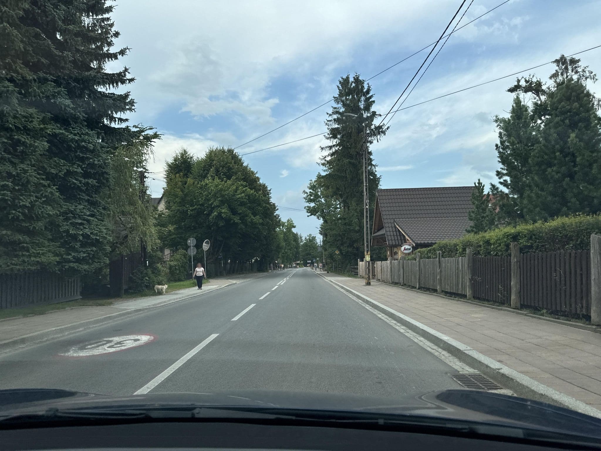 Street view near Oliwia. Wynajem pokoi, Zakopane — © kino (CC BY-SA · Mapillary)