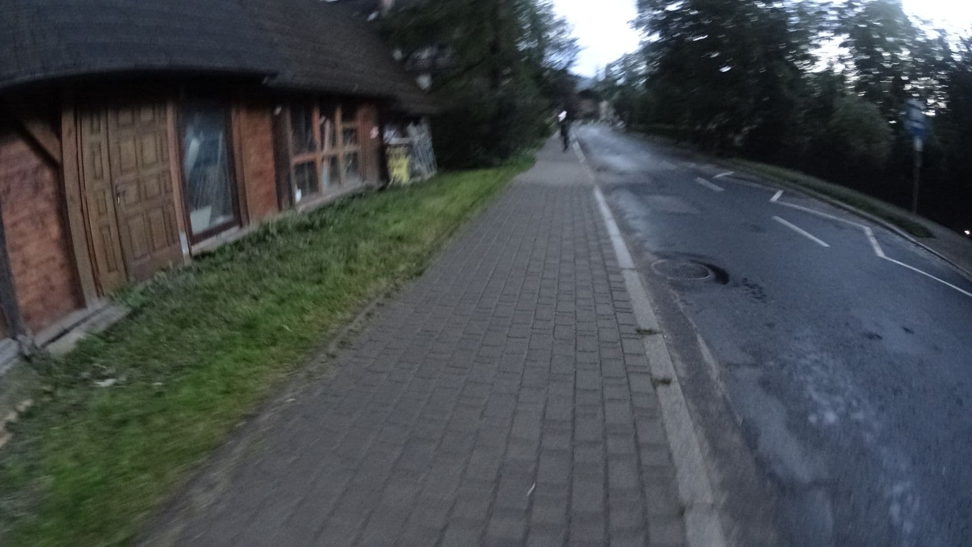 Street view near Szymon Kukulski Be Smart, Zakopane — © awizonosz (CC BY-SA · Mapillary)
