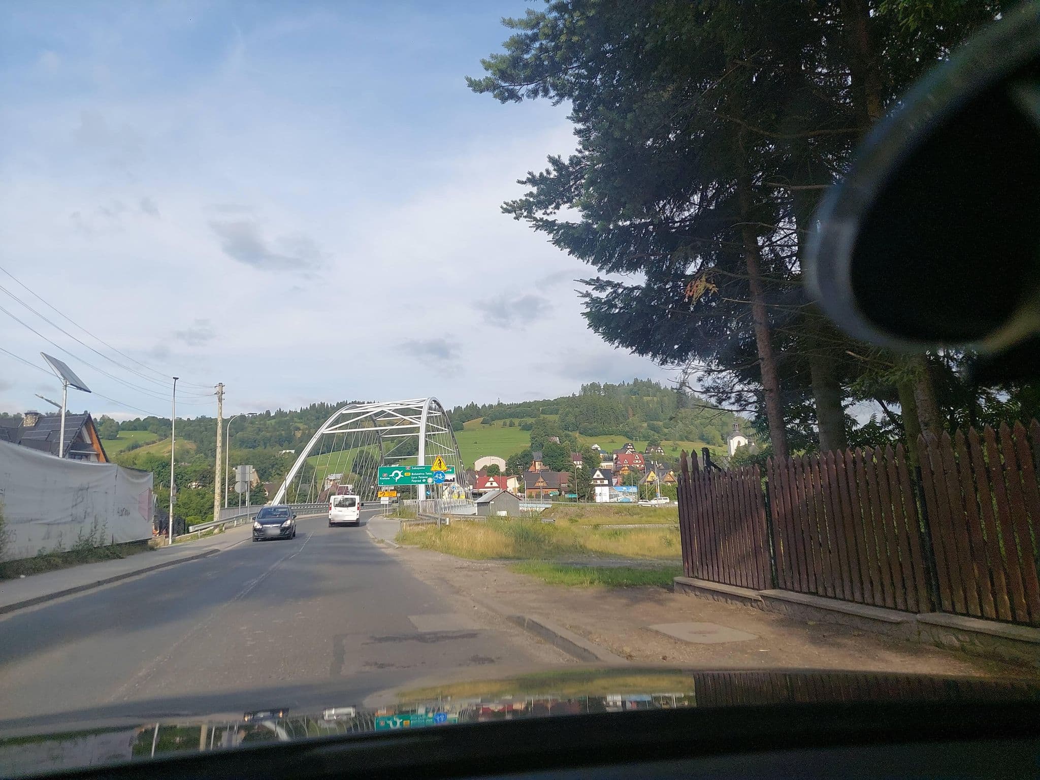 Street view near Gut Stanisława Pokoje Gościnne, Poronin — © Apirnus (CC BY-SA · Mapillary)