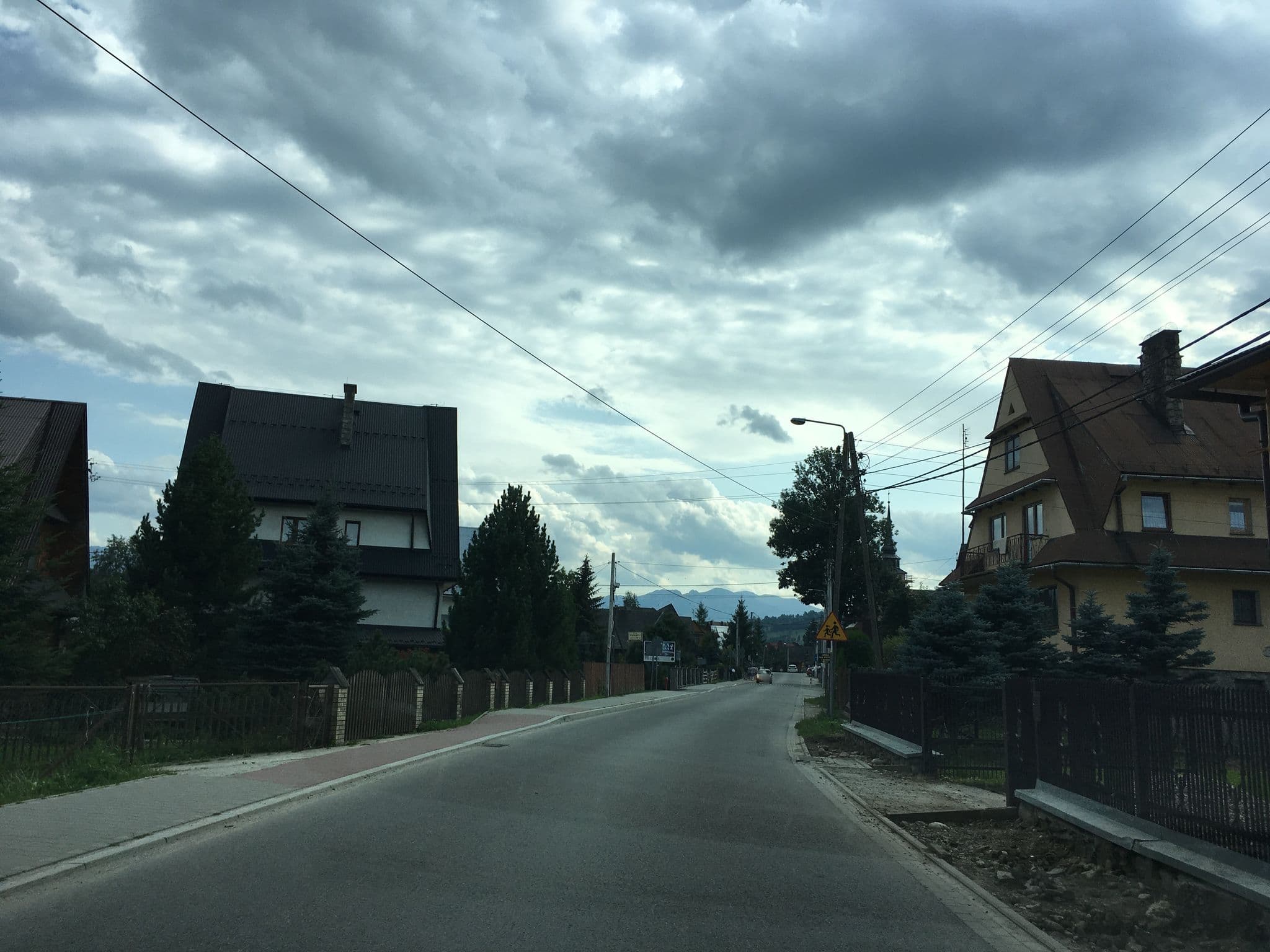 Street view near Dunajecki Dworek, Biały Dunajec — © fundacja_geolife (CC BY-SA · Mapillary)
