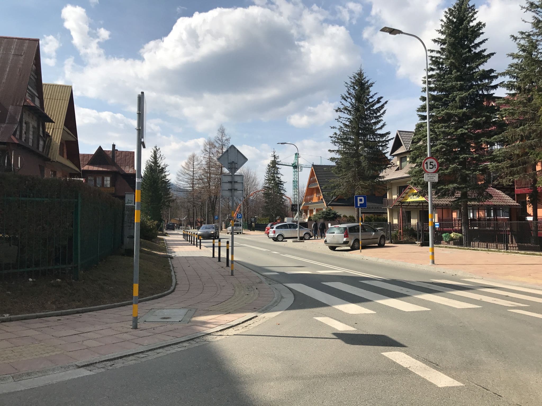 Street view near magnolia, Zakopane — © fundacja_geolife (CC BY-SA · Mapillary)