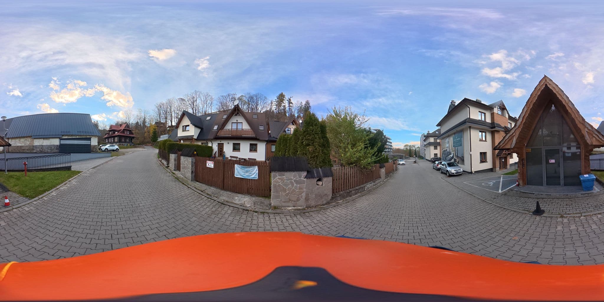 Street view near Apartamenty Forma Tatrica, Zakopane — © awizonosz (CC BY-SA · Mapillary)