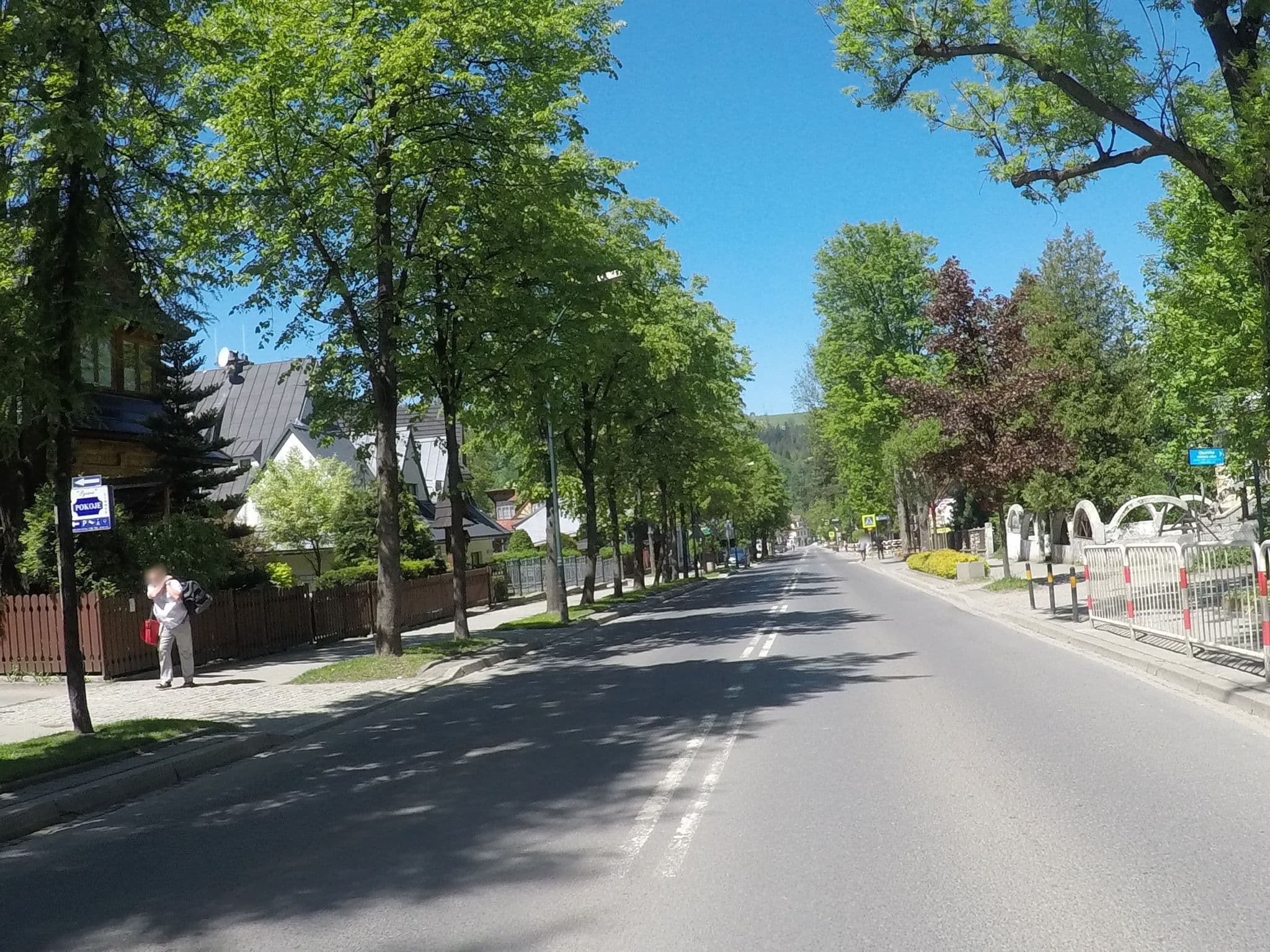 Street view near Łukasz Stachoń Willa Gladiola, Zakopane — © chrisbeddow (CC BY-SA · Mapillary)