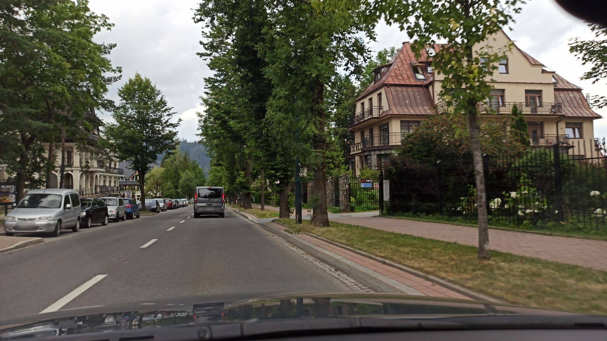 Street view near Willa Carlton, Zakopane — © gandal543 (CC BY-SA · Mapillary)