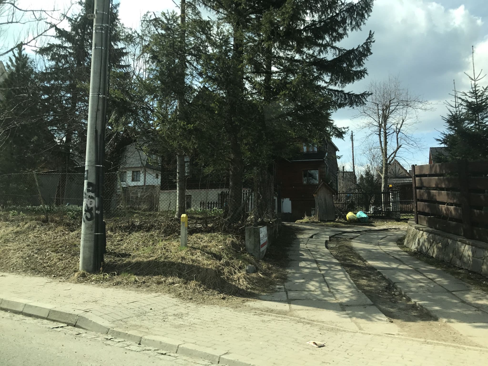 Street view near Marina Pensjonat.Maria Ćwikła, Zakopane — © fundacja_geolife (CC BY-SA · Mapillary)