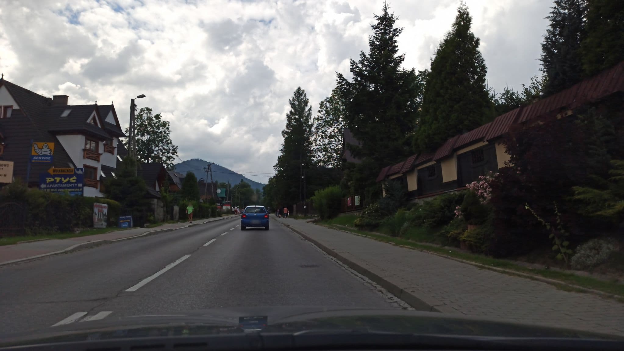 Street view near Rutkowska Halina. Pokoje goscinne, Kościelisko — © gandal543 (CC BY-SA · Mapillary)