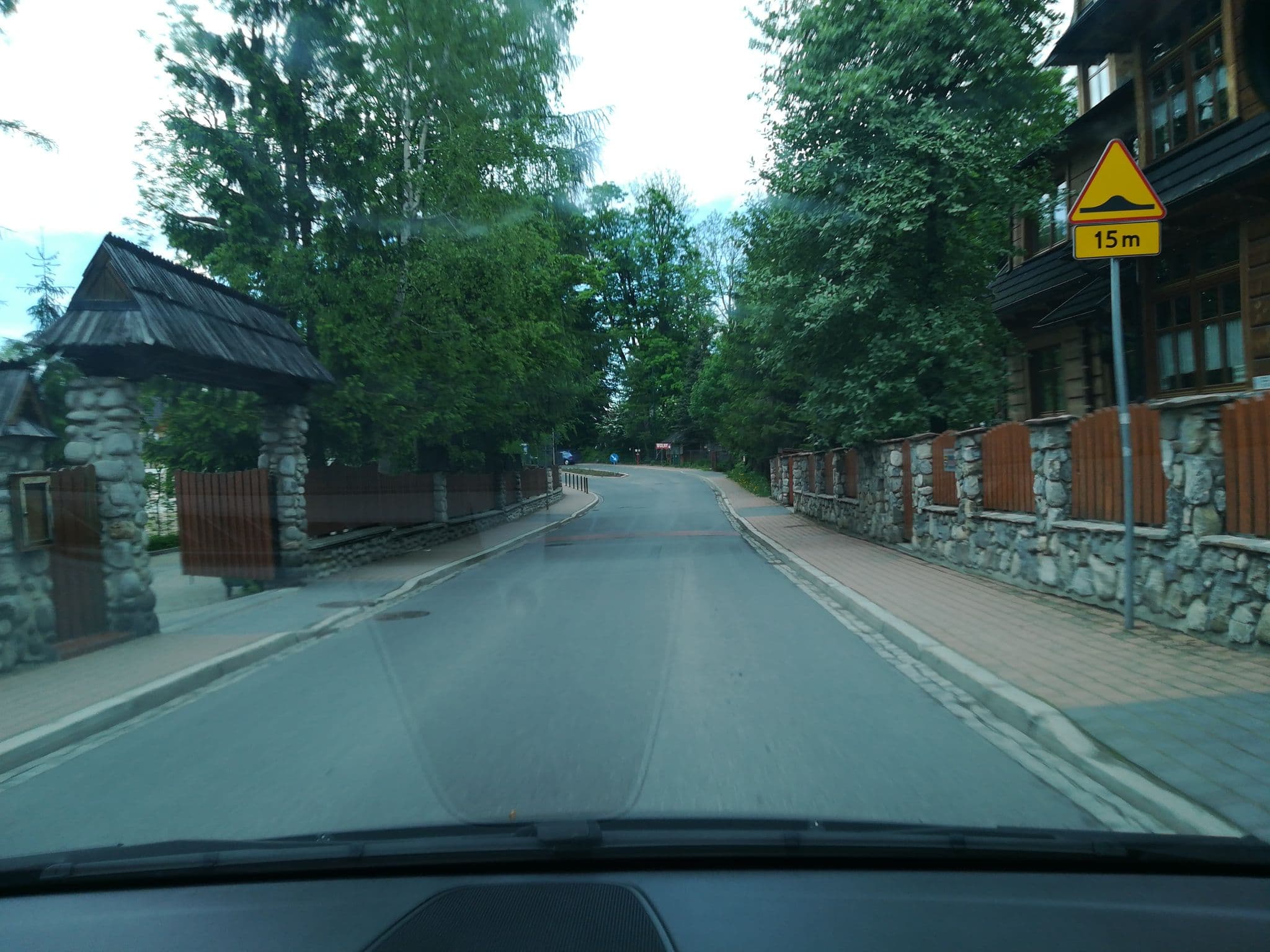 Street view near DW Sloneczna, Zakopane — © mhenclik (CC BY-SA · Mapillary)