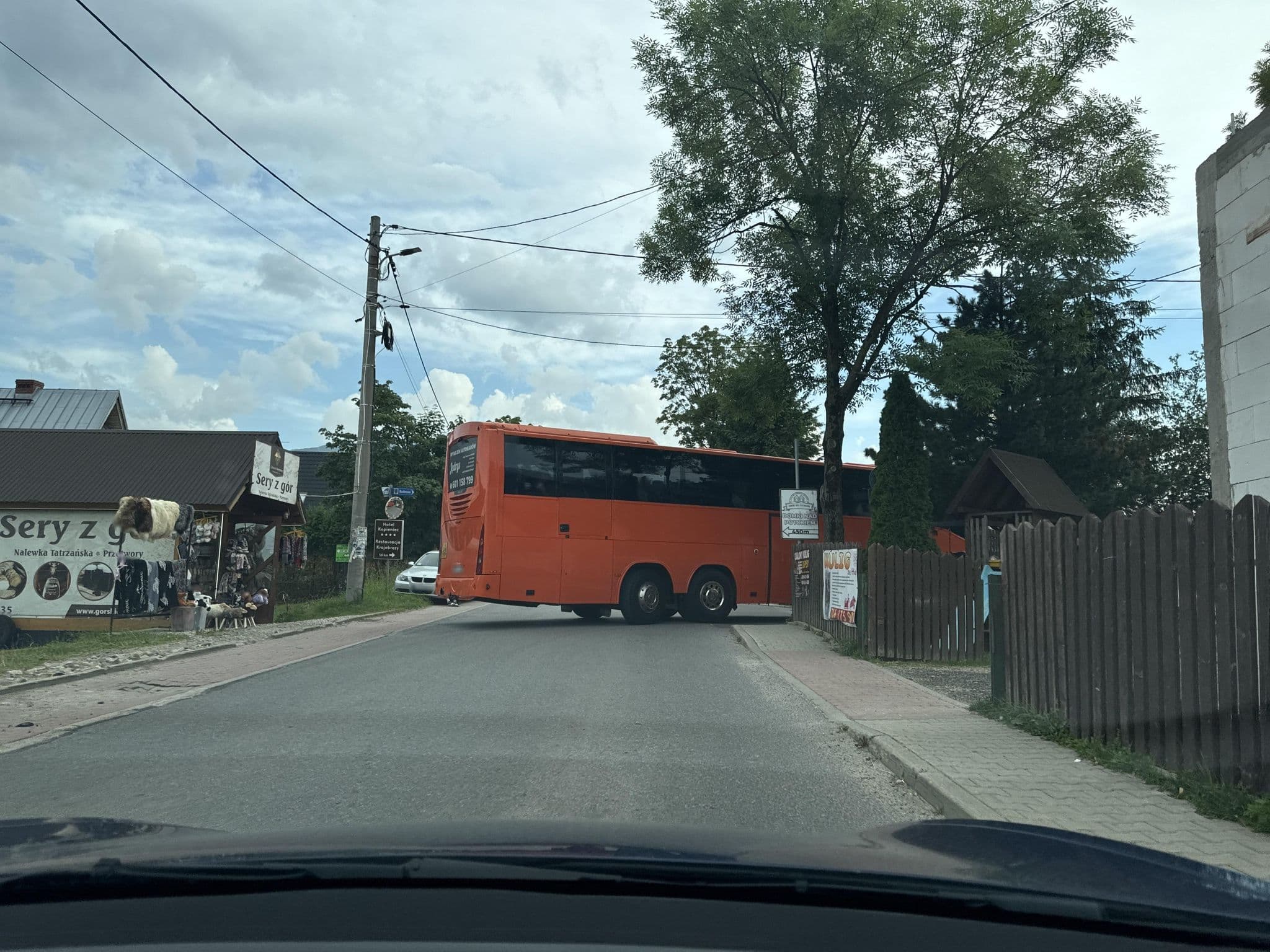 Street view near Apartamenty Górski Kryształ, Murzasichle — © kino (CC BY-SA · Mapillary)