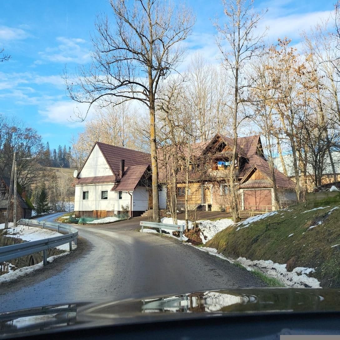 Street view near Sami Swoi, Biały Dunajec — © picturehoover (CC BY-SA · Mapillary)