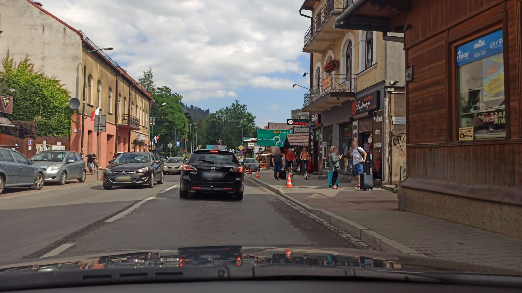 Street view near Apartamenty ForRest Nowotarska, Zakopane — © gandal543 (CC BY-SA · Mapillary)