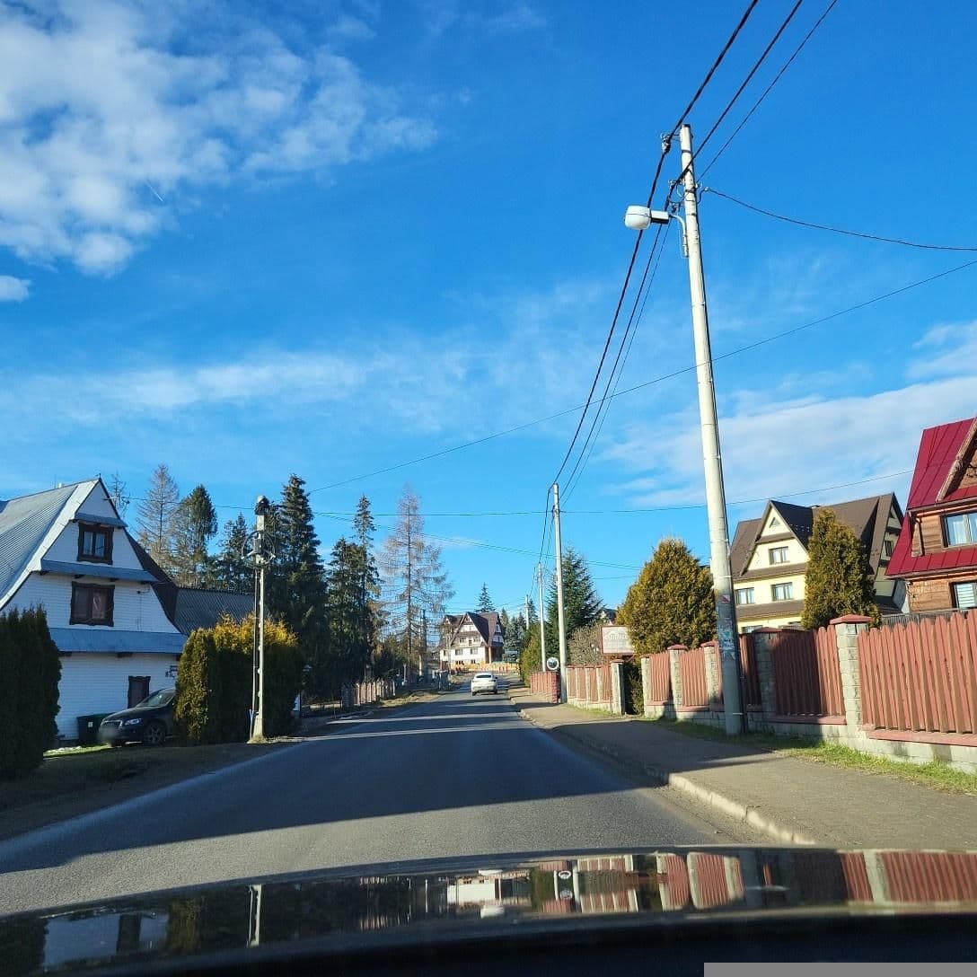 Street view near Miernik Grzegorz - Willa Ryktyk Wynajem Pokoi, Bukowina Tatrzańska — © picturehoover (CC BY-SA · Mapillary)