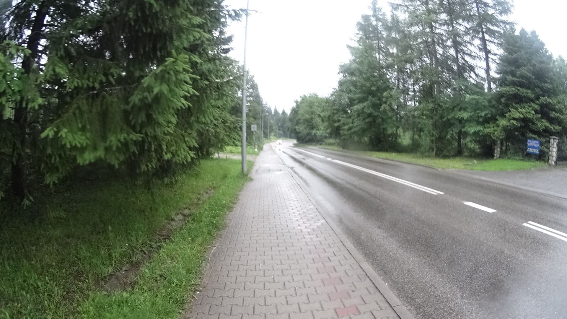 Street view near Goryccy. Dom Gościnny. Gorycka m., Kościelisko — © awizonosz (CC BY-SA · Mapillary)