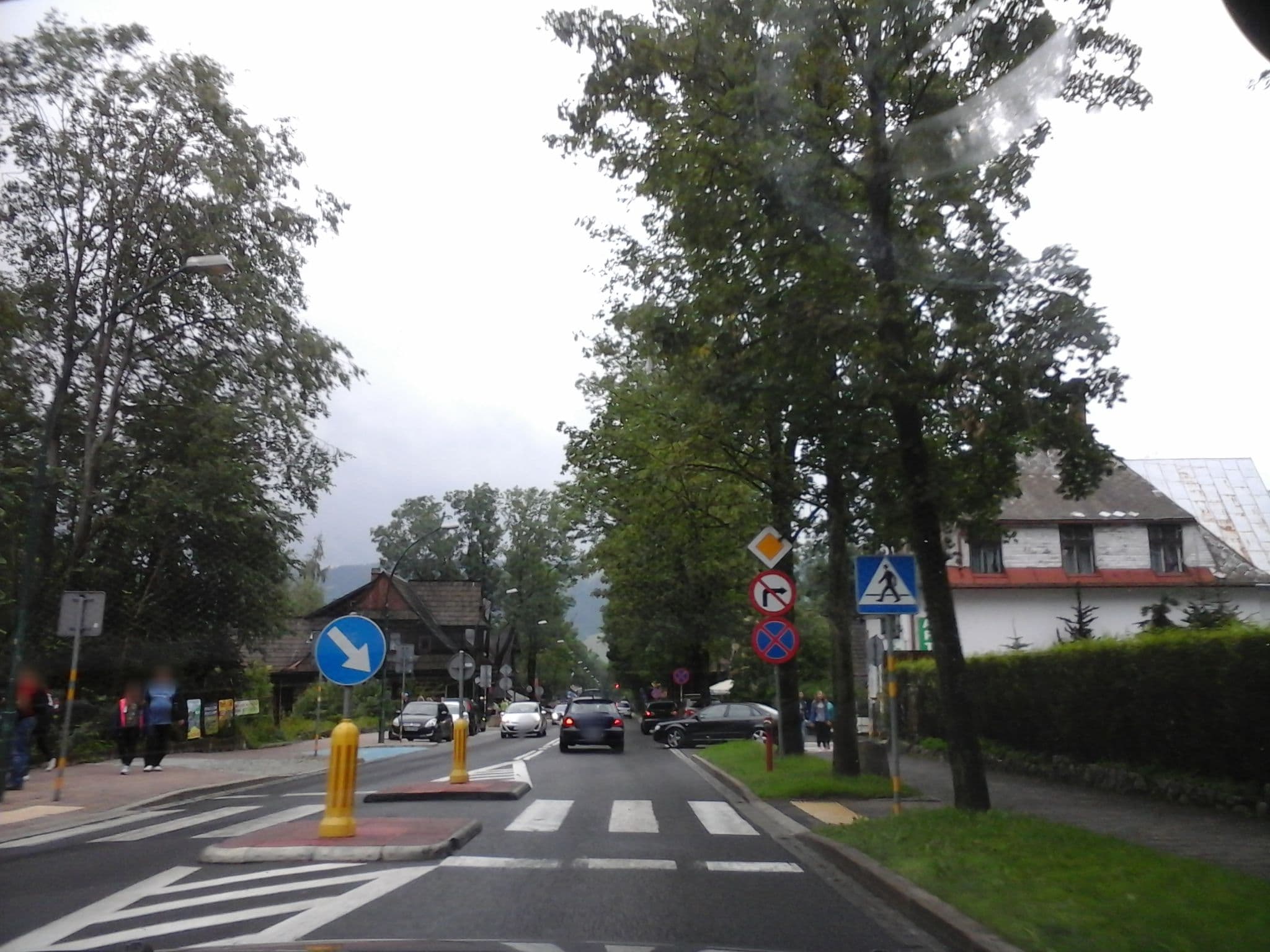 Street view near Apartament na Zamoyskiego, Zakopane — © czadzik (CC BY-SA · Mapillary)