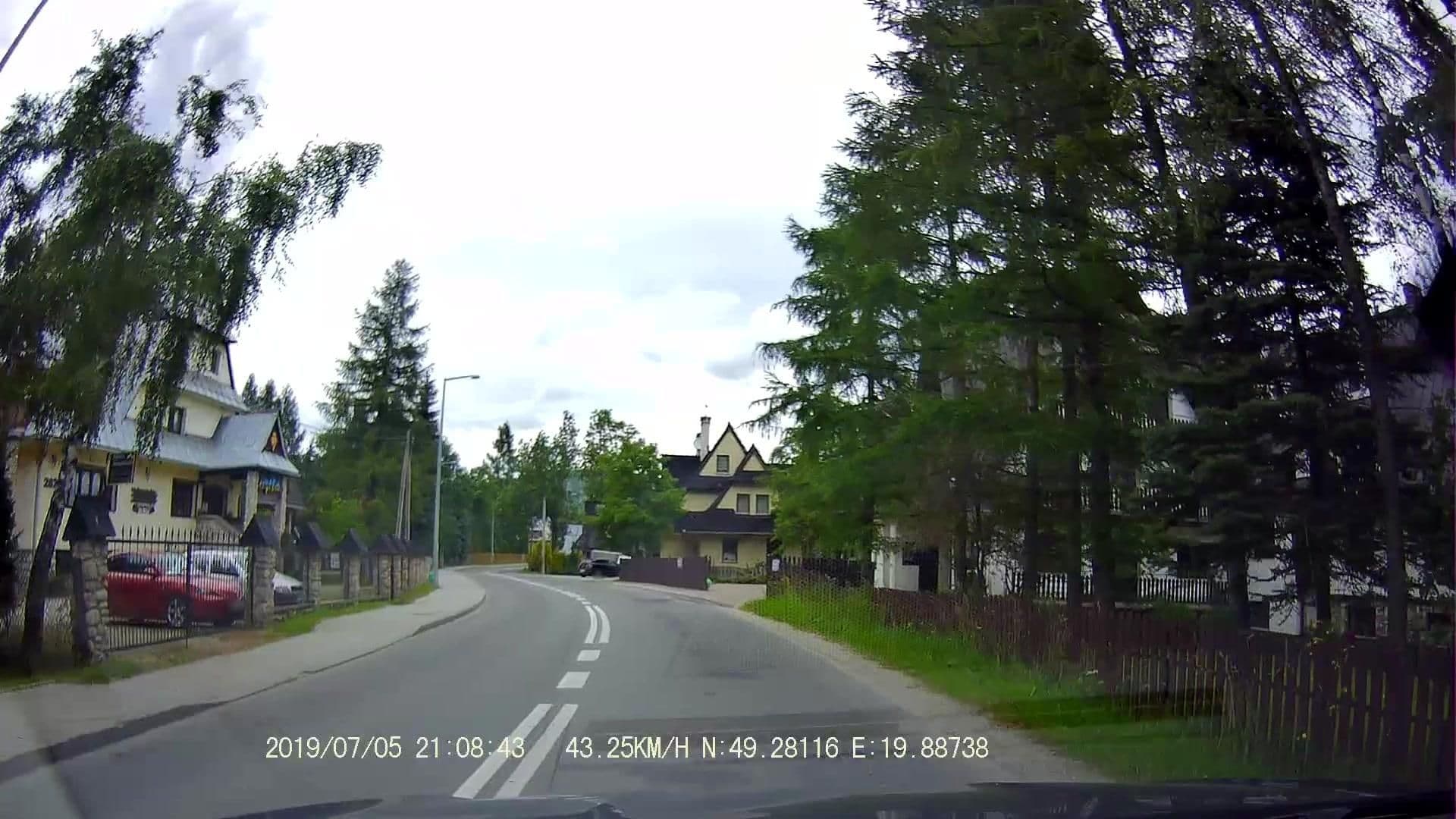 Street view near Chotarz Kościelisko, Kościelisko — © maxim752 (CC BY-SA · Mapillary)