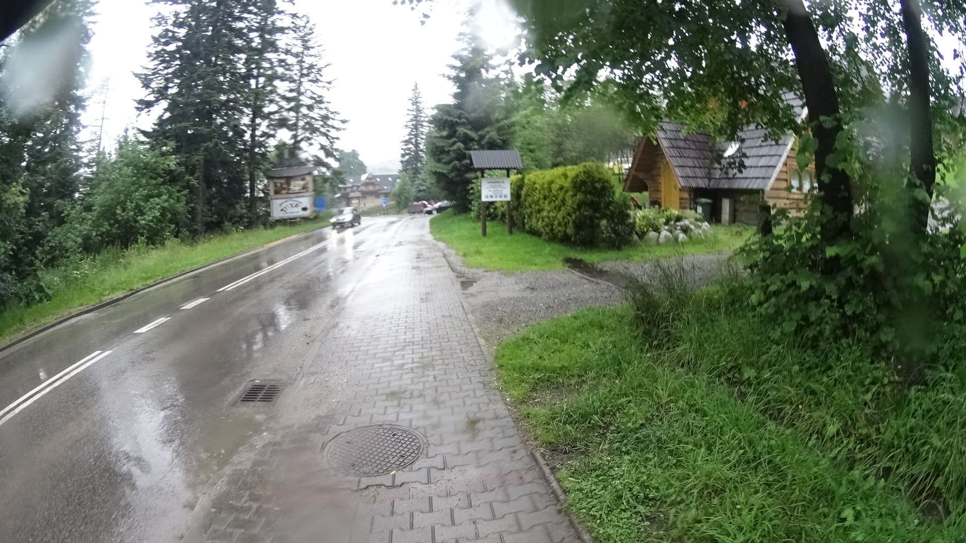 Street view near Dom Hajduk, Kościelisko — © awizonosz (CC BY-SA · Mapillary)