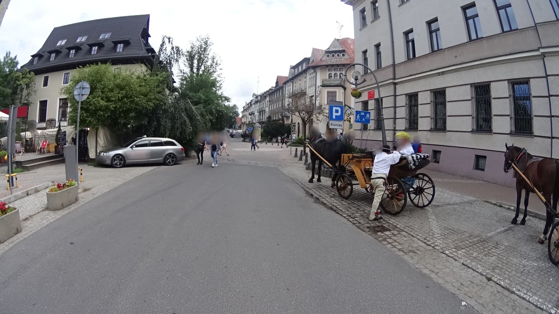 Street view near Apartament - Krupówki, Zakopane — © awizonosz (CC BY-SA · Mapillary)