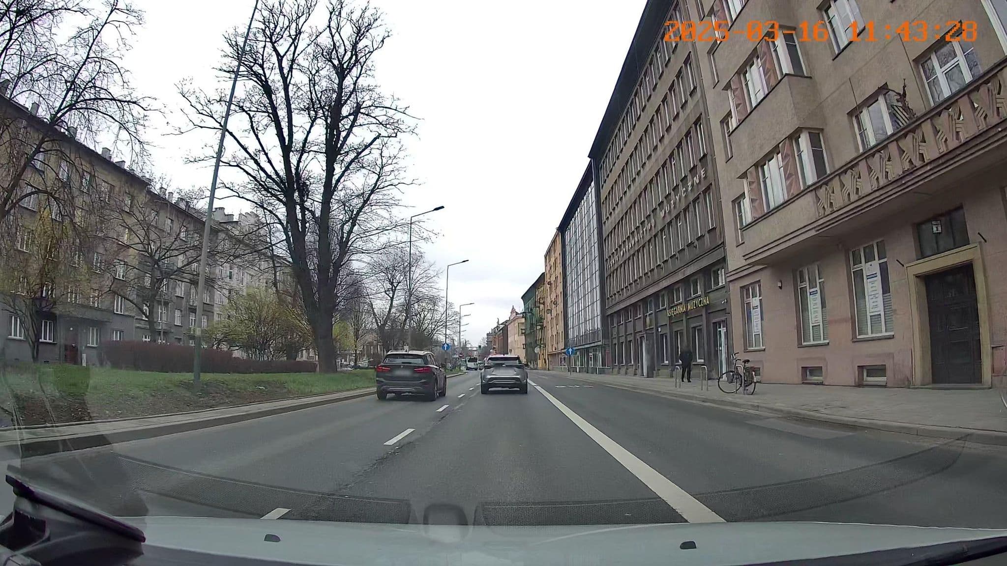 Street view near tyzenhaus apartments, Kraków — © jswk (CC BY-SA · Mapillary)