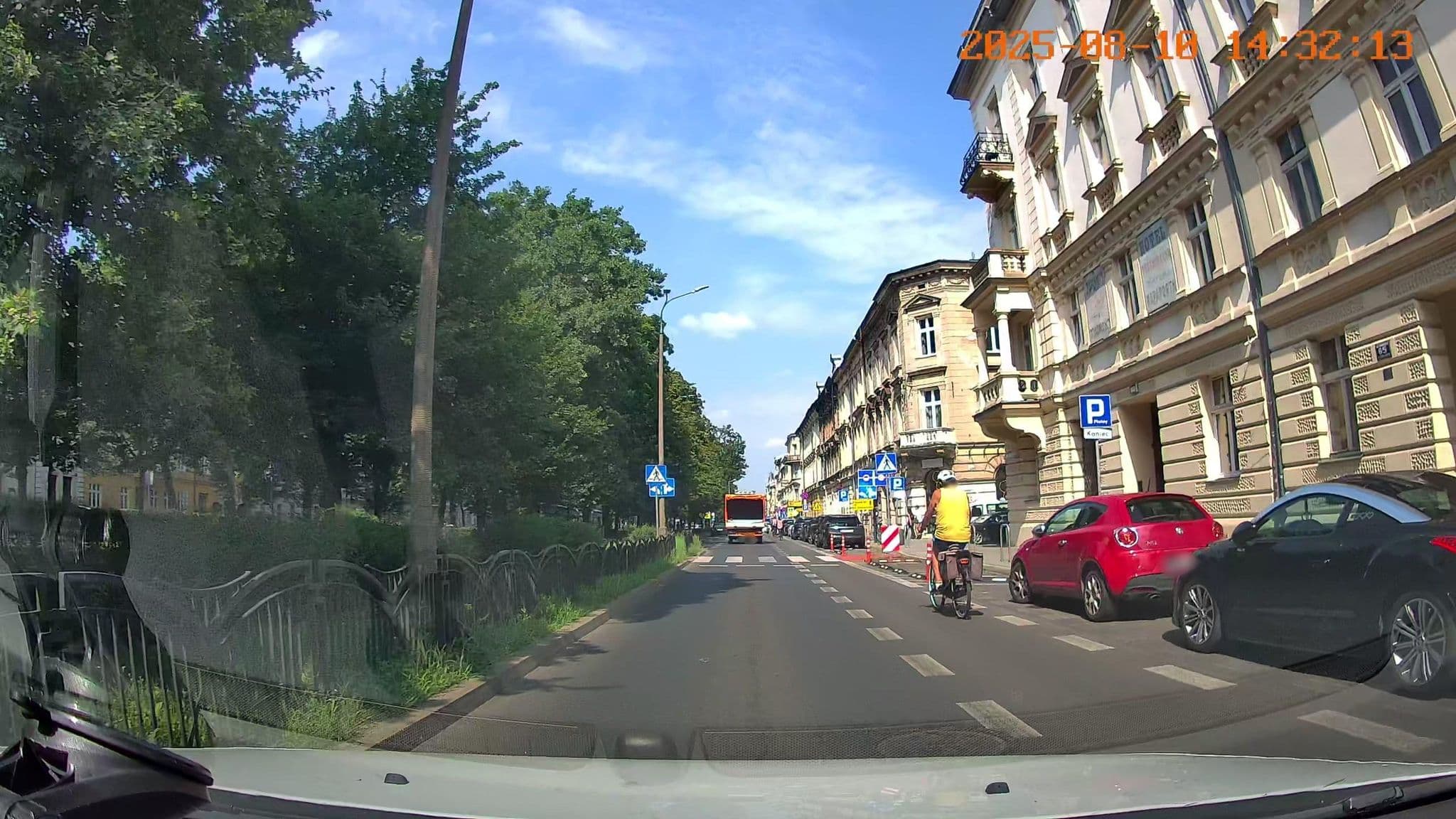 Street view near Atlantis Hostel Krakow, Kraków — © jswk (CC BY-SA · Mapillary)