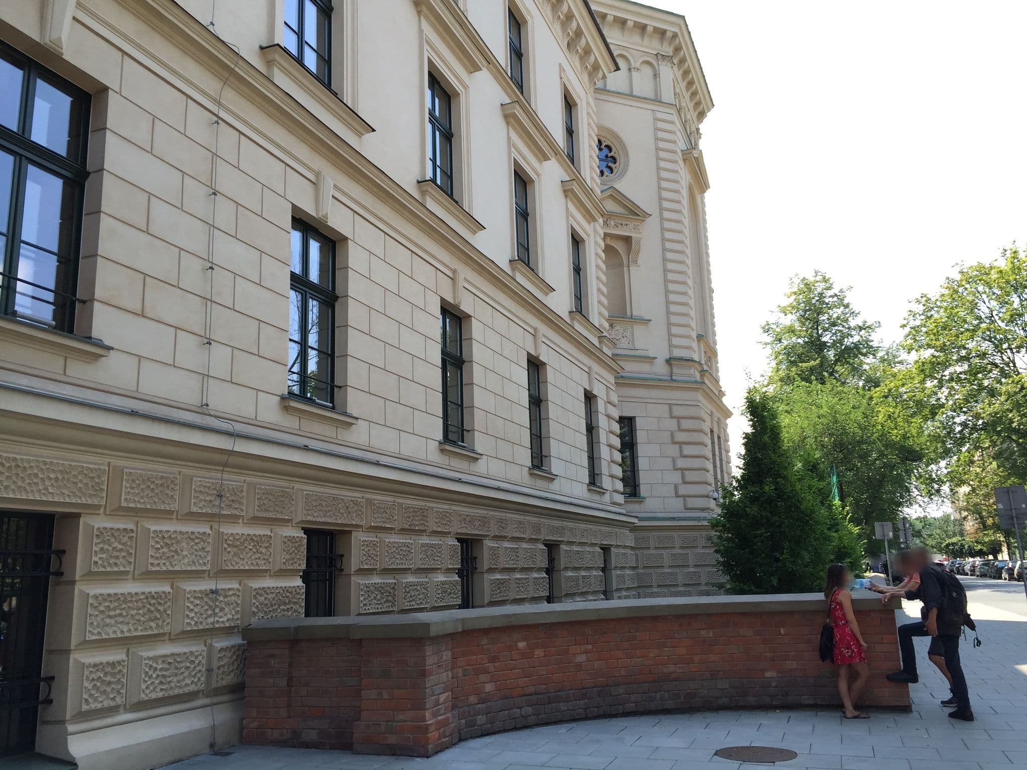Street view near Premium Apartments by Wawel Castle, Kraków — © richlv (CC BY-SA · Mapillary)