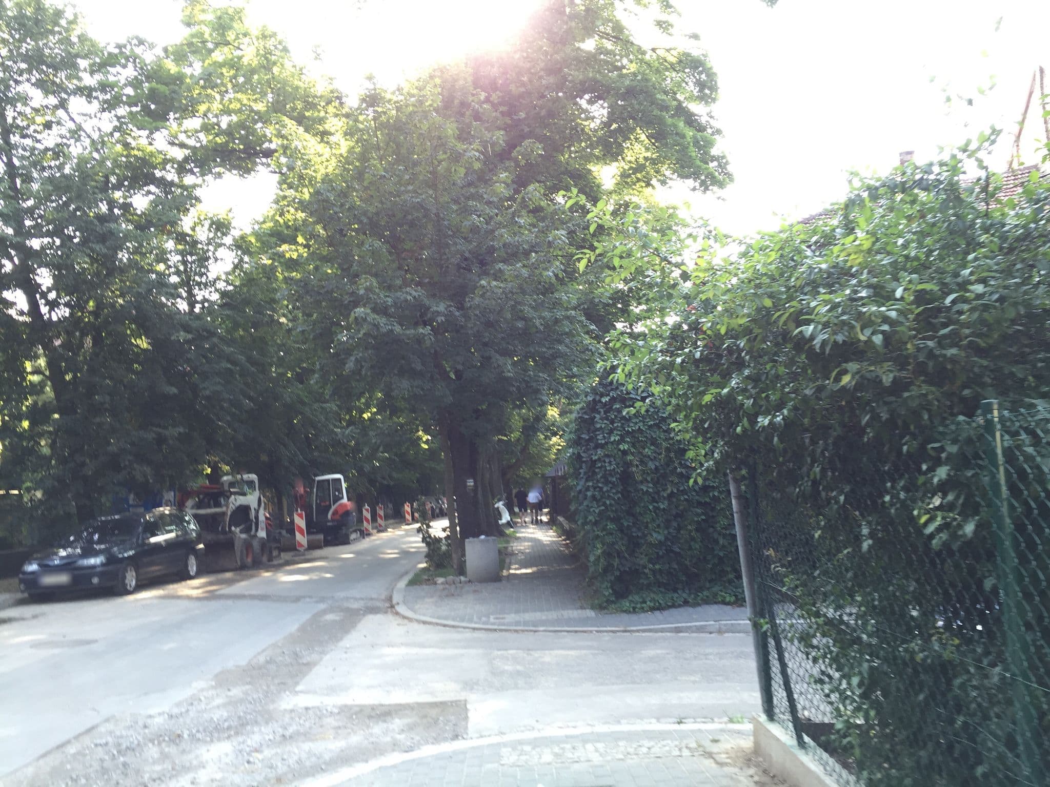 Street view near Salwatorskie Zacisze, Kraków — © richlv (CC BY-SA · Mapillary)