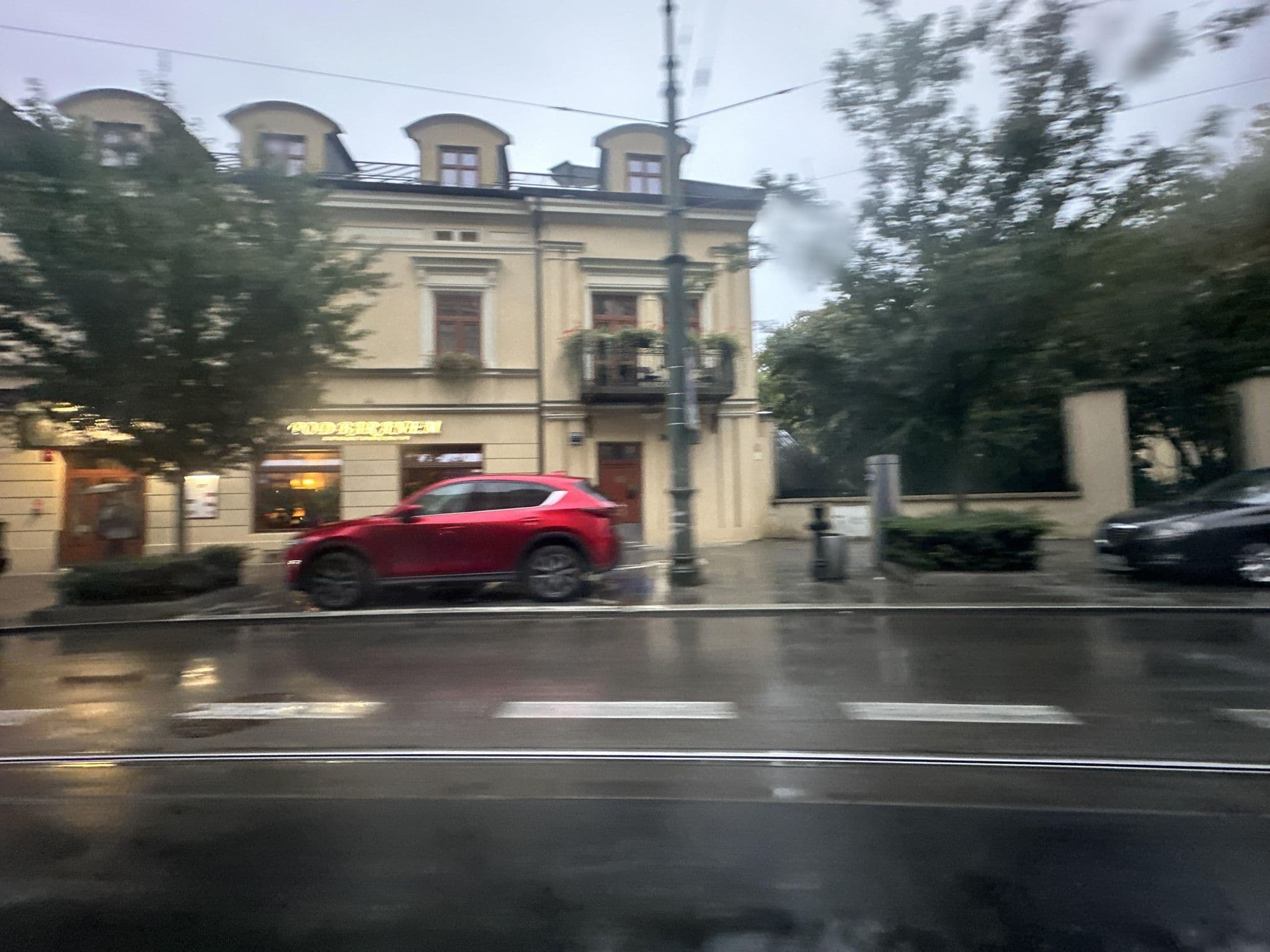 Street view near TOTU Hostel, Kraków — © quickness805 (CC BY-SA · Mapillary)