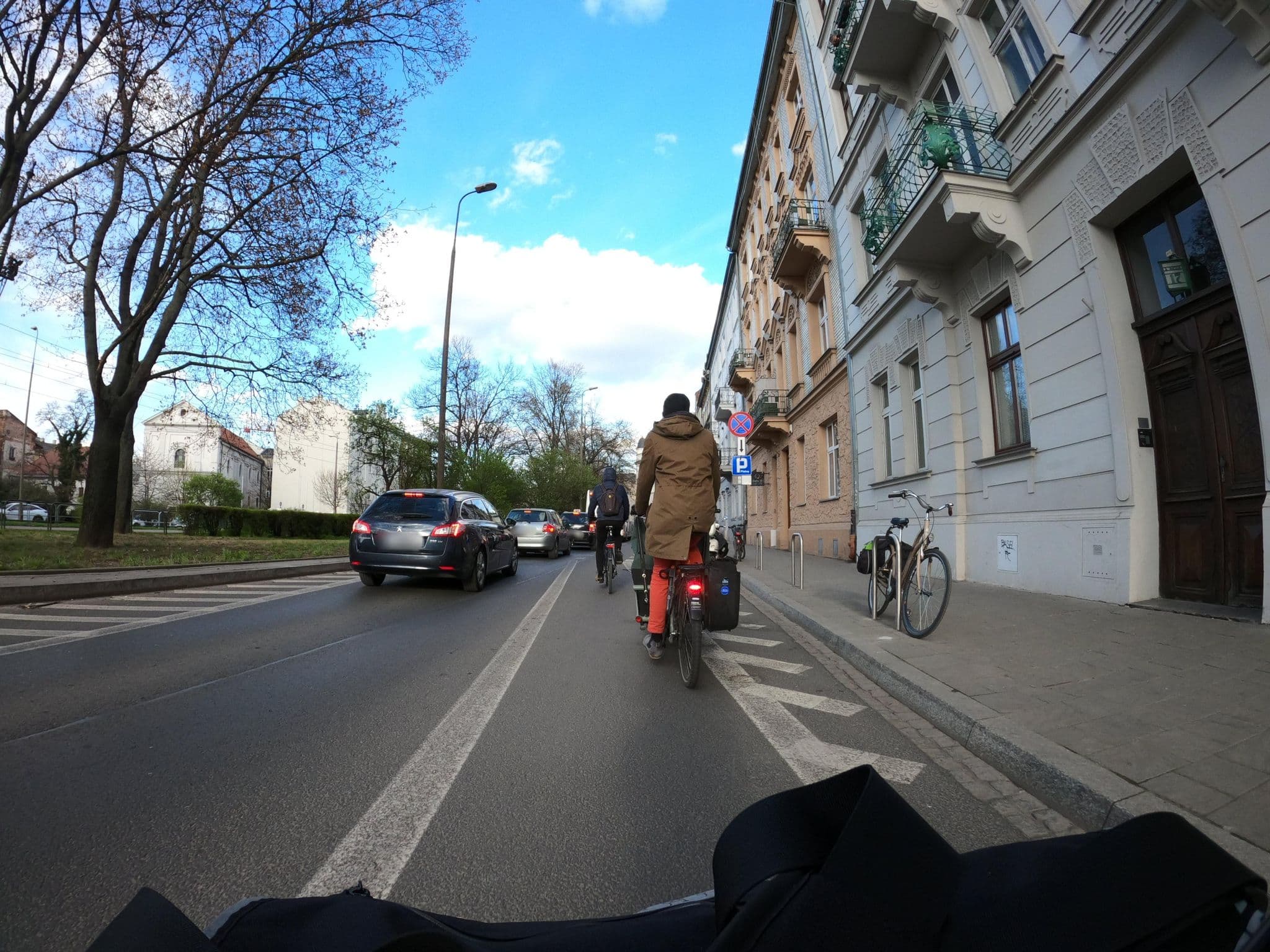 Street view near Gem Apartments, Kraków — © masterofnoroad (CC BY-SA · Mapillary)